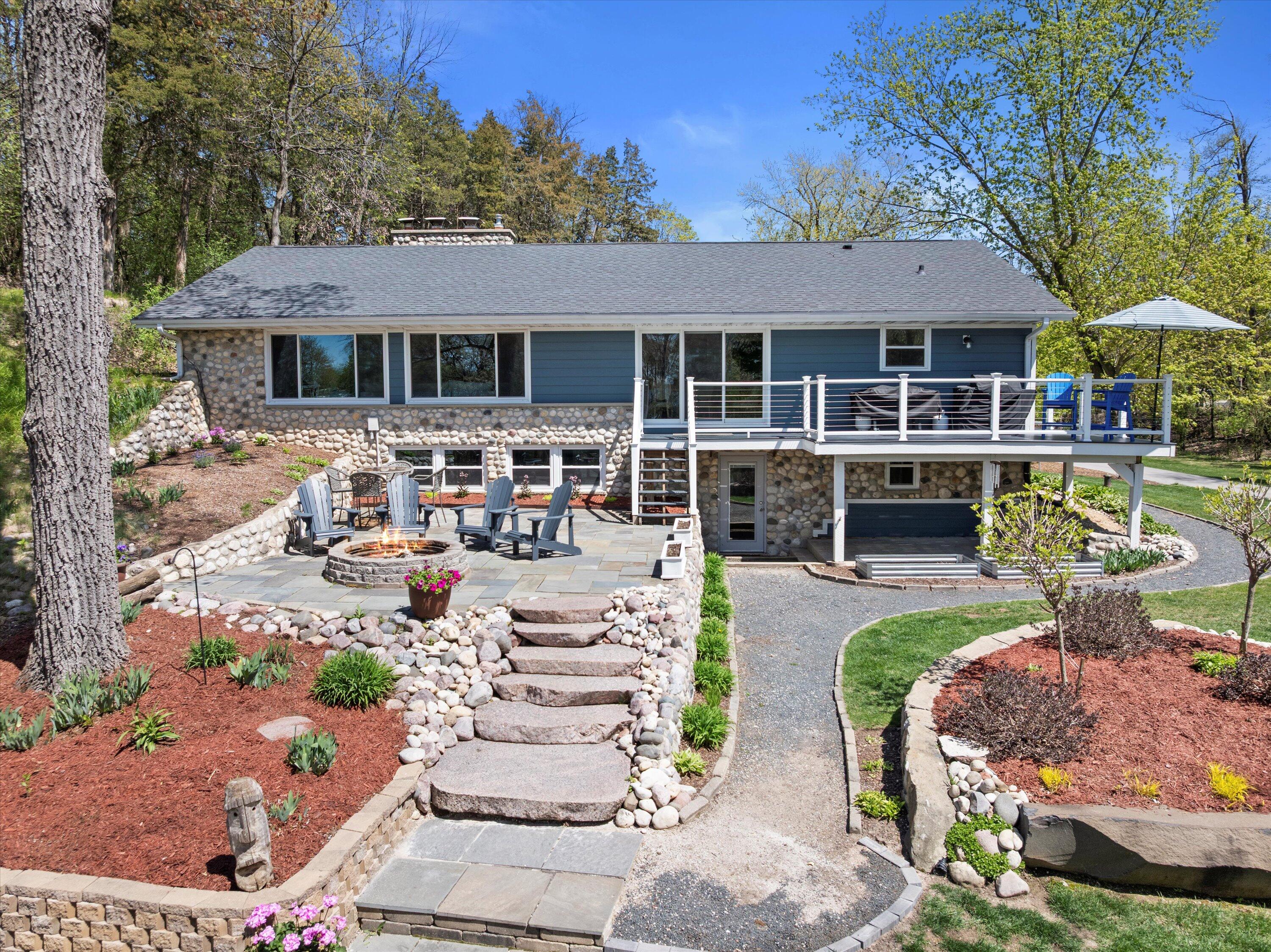 Wisconsin Lake Home for sale (MLS#: 1917681) at W332N6131  County Road C -, in Merton, Wisconsin. (47 of 51)