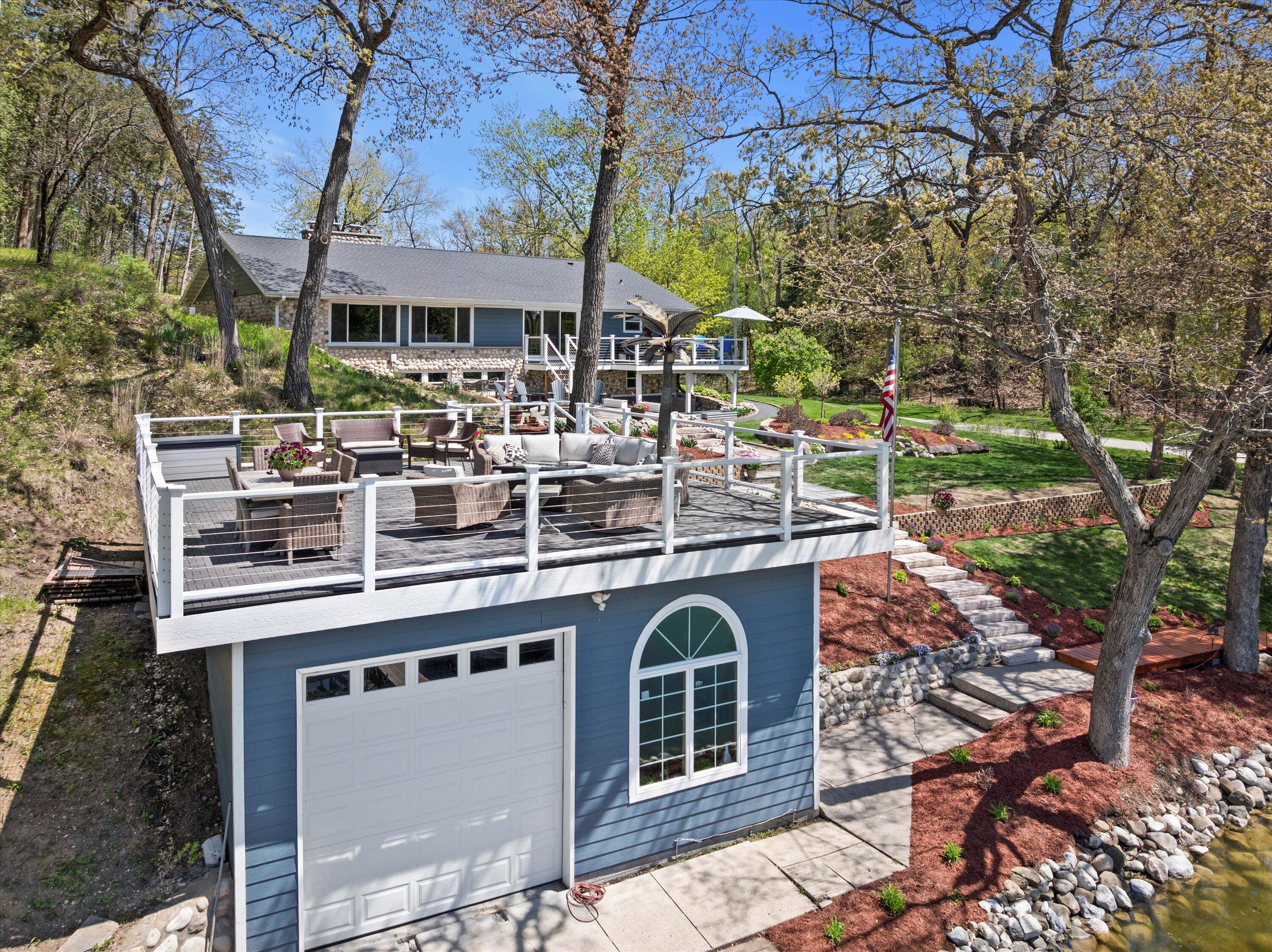 Wisconsin Lake Home for sale (MLS#: 1917681) at W332N6131  County Road C -, in Merton, Wisconsin. (50 of 51)