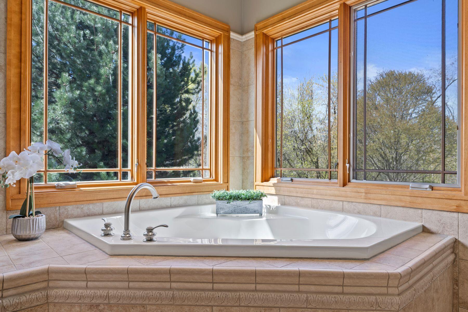 Wisconsin Lake Home for sale (MLS#: 1917726) at 5122  Alexander Dr, in Caledonia, Wisconsin. (29 of 62)