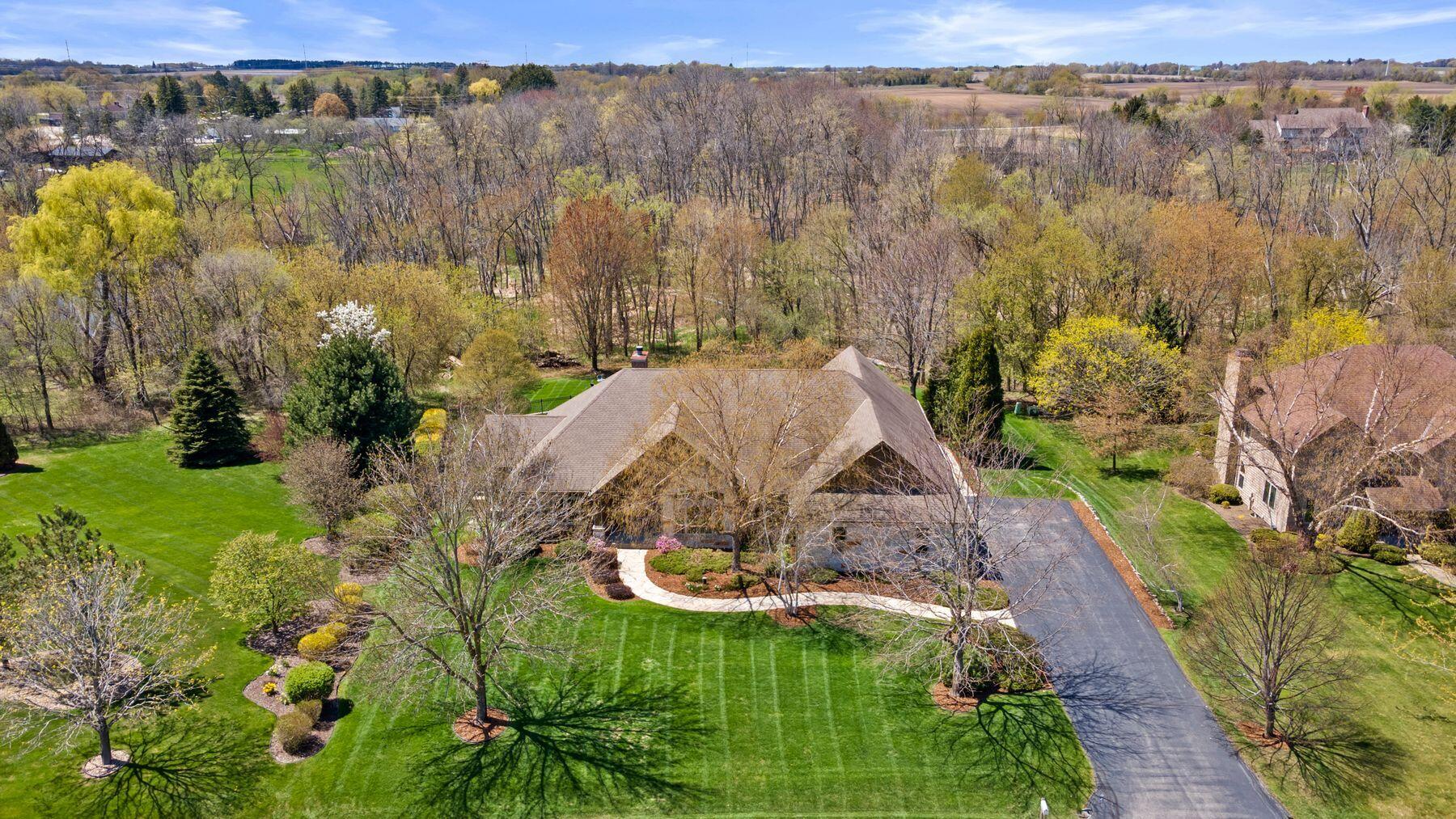 Wisconsin Lake Home for sale (MLS#: 1917726) at 5122  Alexander Dr, in Caledonia, Wisconsin. (6 of 62)