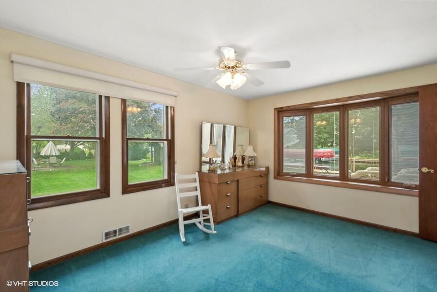 Wisconsin Lake Home for sale (MLS#: 1917840) at 2805  Knollcrest Dr, in Burlington, Wisconsin. (12 of 20)