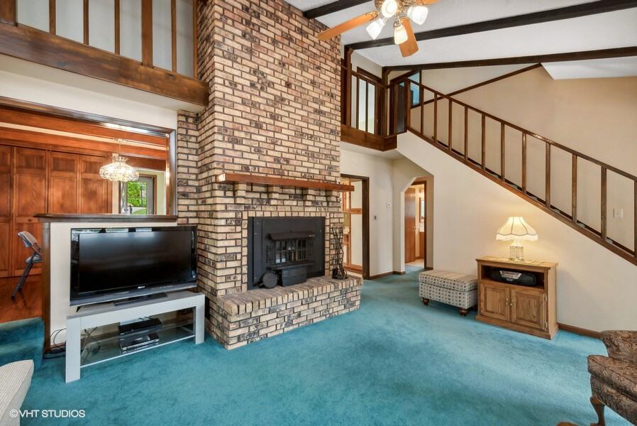 Wisconsin Lake Home for sale (MLS#: 1917840) at 2805  Knollcrest Dr, in Burlington, Wisconsin. (6 of 20)