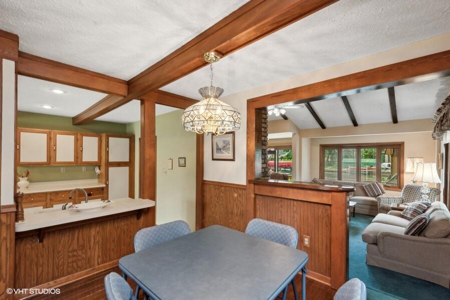Wisconsin Lake Home for sale (MLS#: 1917840) at 2805  Knollcrest Dr, in Burlington, Wisconsin. (8 of 20)
