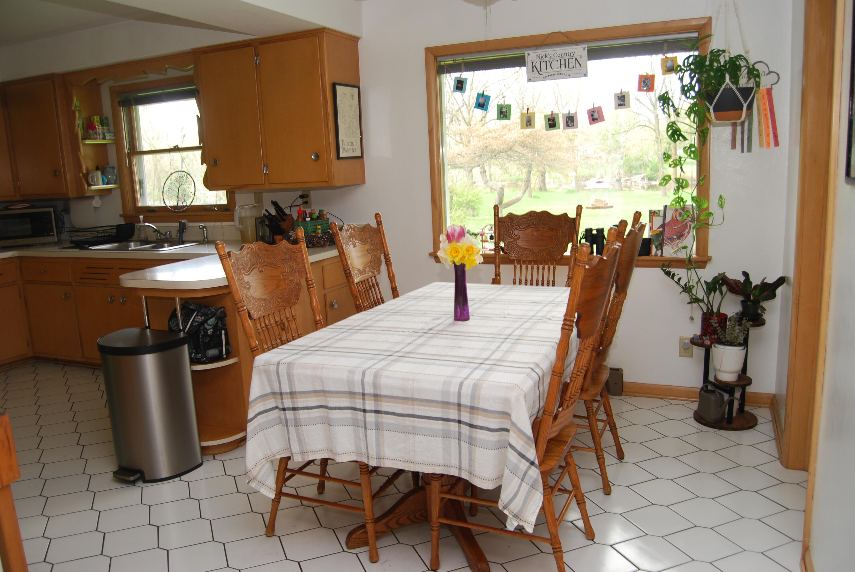 Wisconsin Lake Home for sale (MLS#: 1917853) at 3207  County Road W -, in Saukville, Wisconsin. (13 of 54)