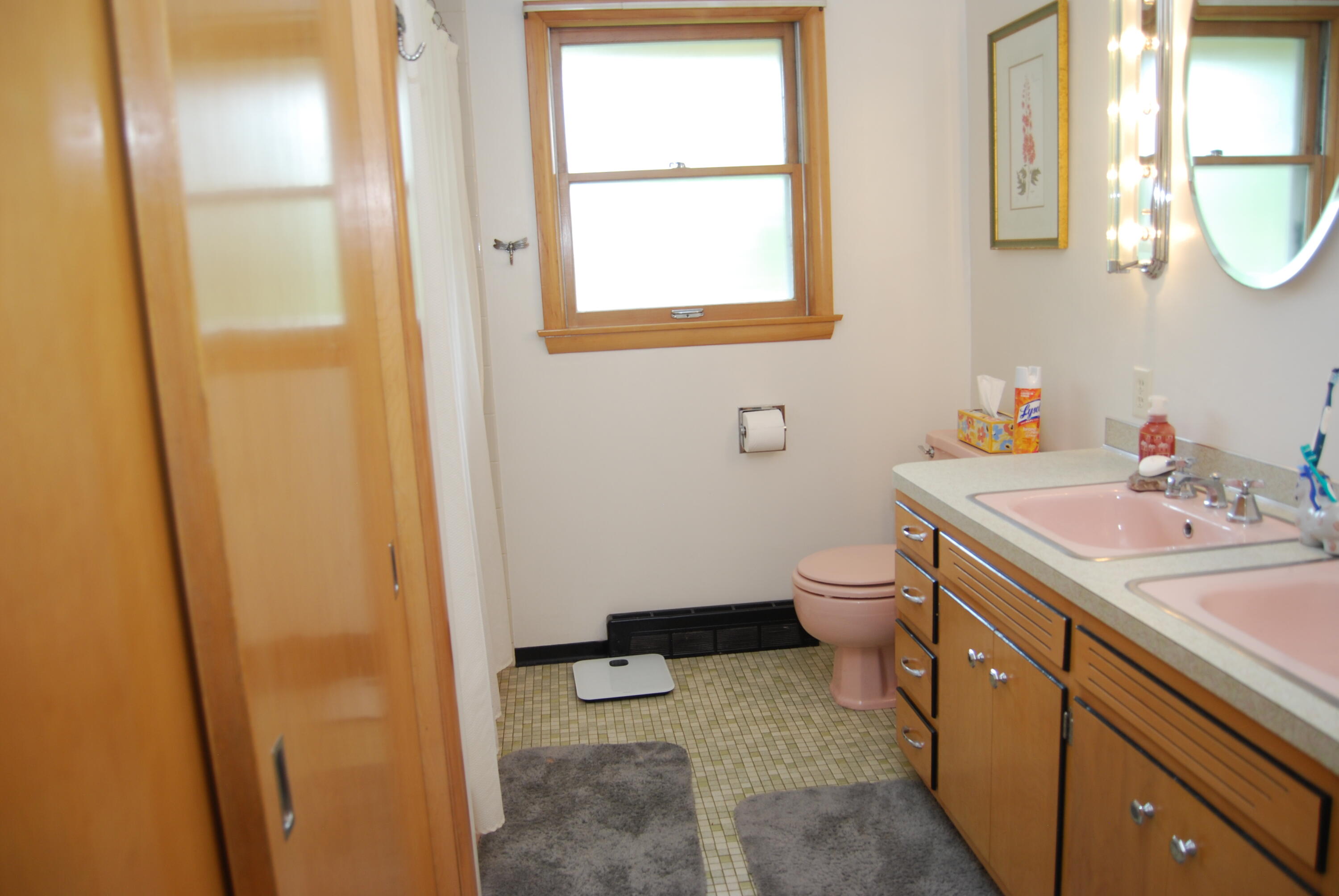 Wisconsin Lake Home for sale (MLS#: 1917853) at 3207  County Road W -, in Saukville, Wisconsin. (27 of 54)