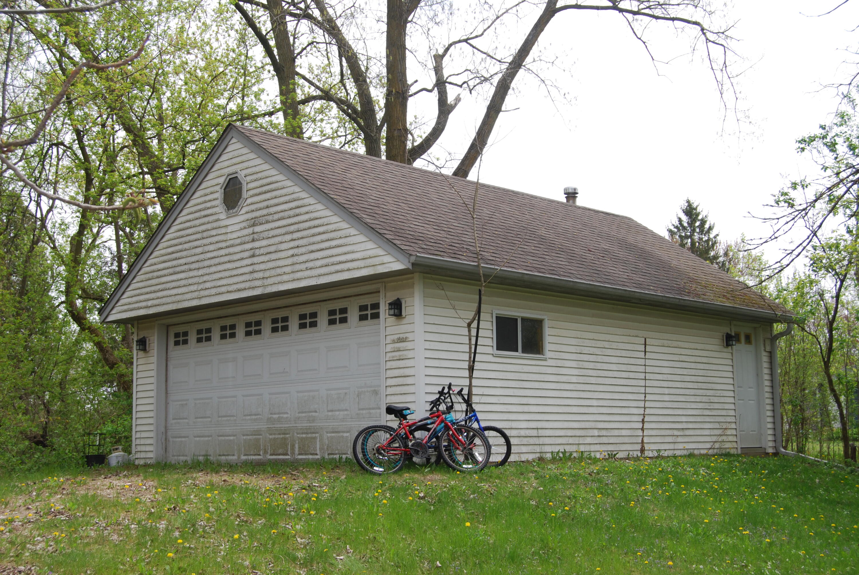 Wisconsin Lake Home for sale (MLS#: 1917853) at 3207  County Road W -, in Saukville, Wisconsin. (33 of 54)