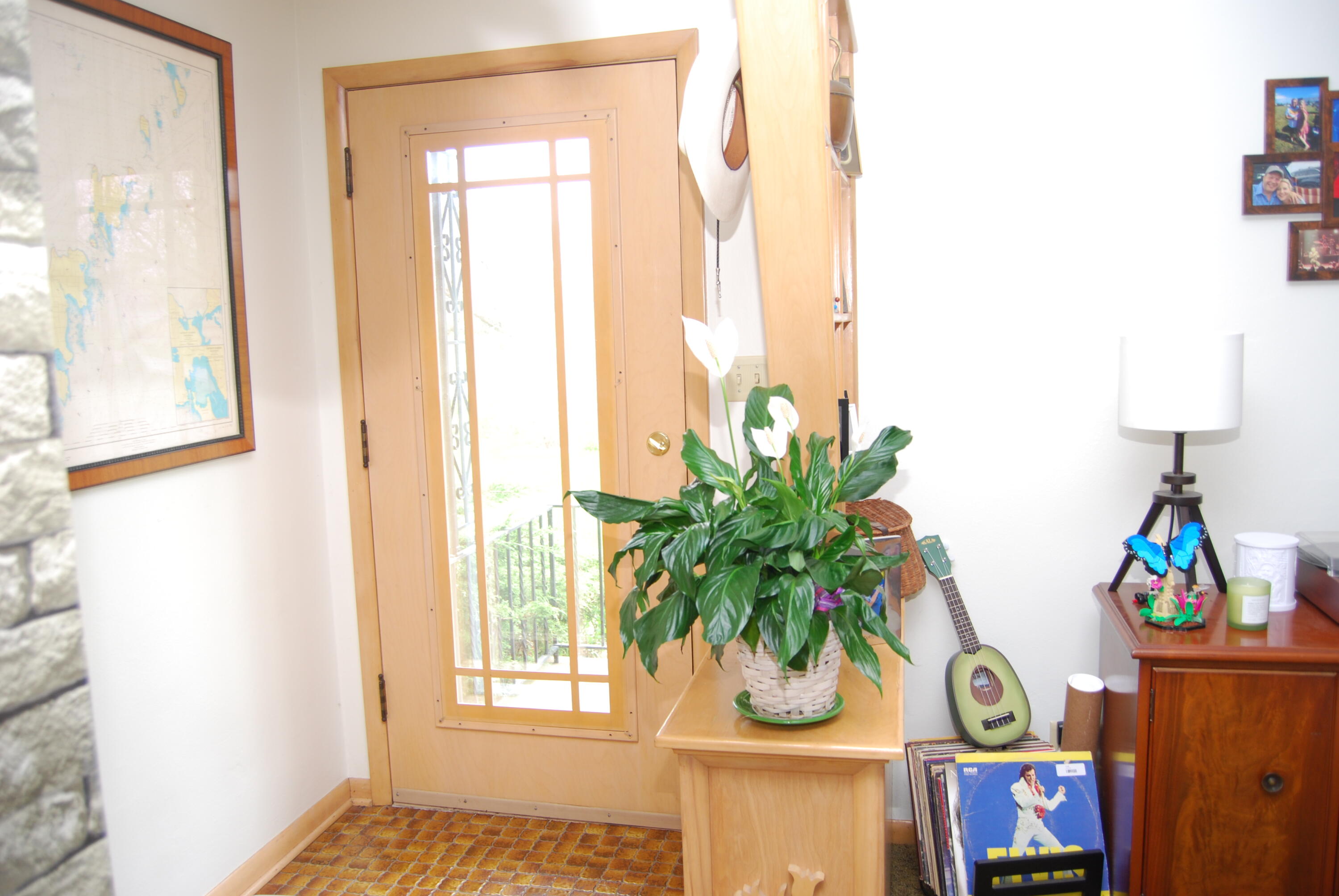 Wisconsin Lake Home for sale (MLS#: 1917853) at 3207  County Road W -, in Saukville, Wisconsin. (8 of 54)