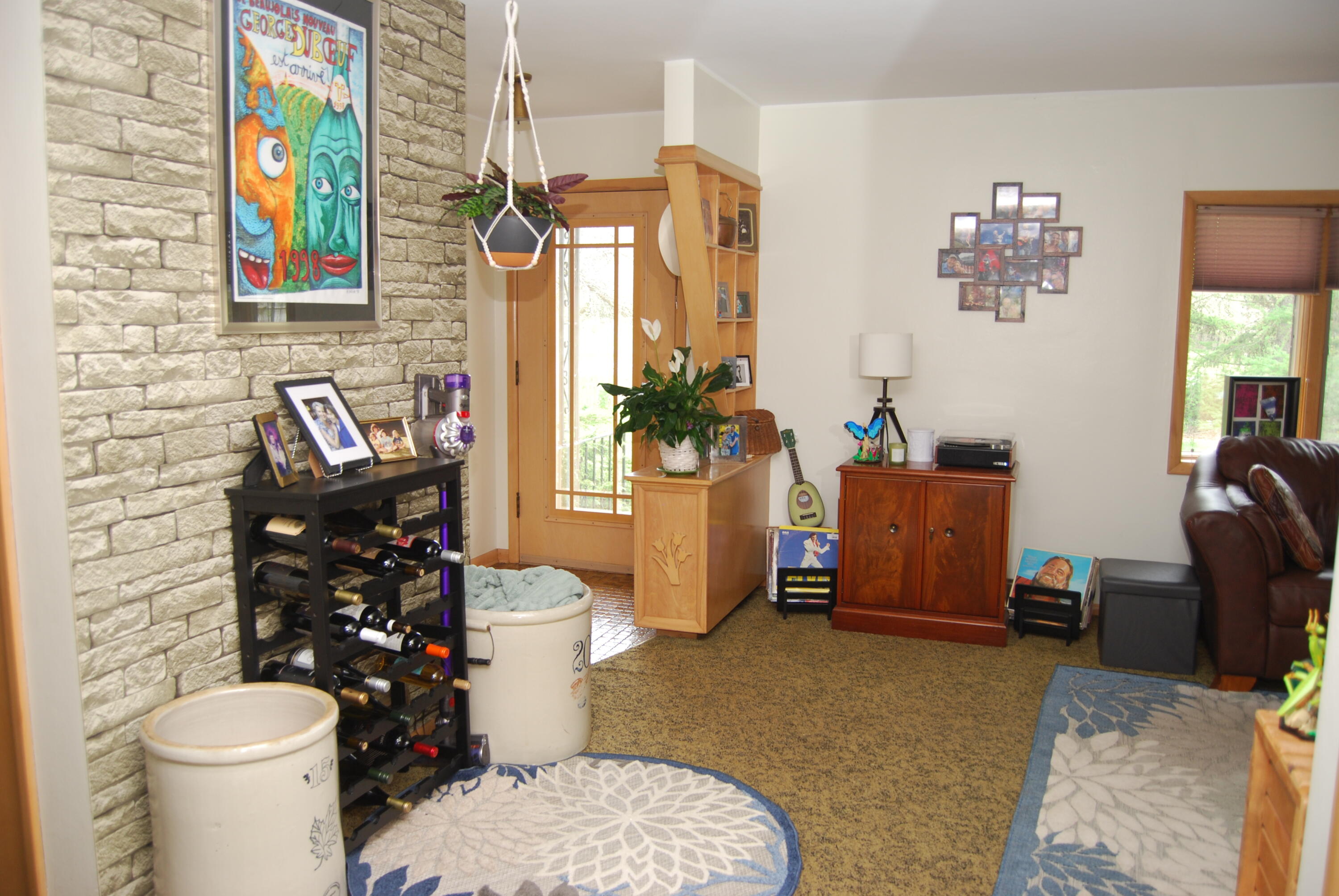 Wisconsin Lake Home for sale (MLS#: 1917853) at 3207  County Road W -, in Saukville, Wisconsin. (9 of 54)
