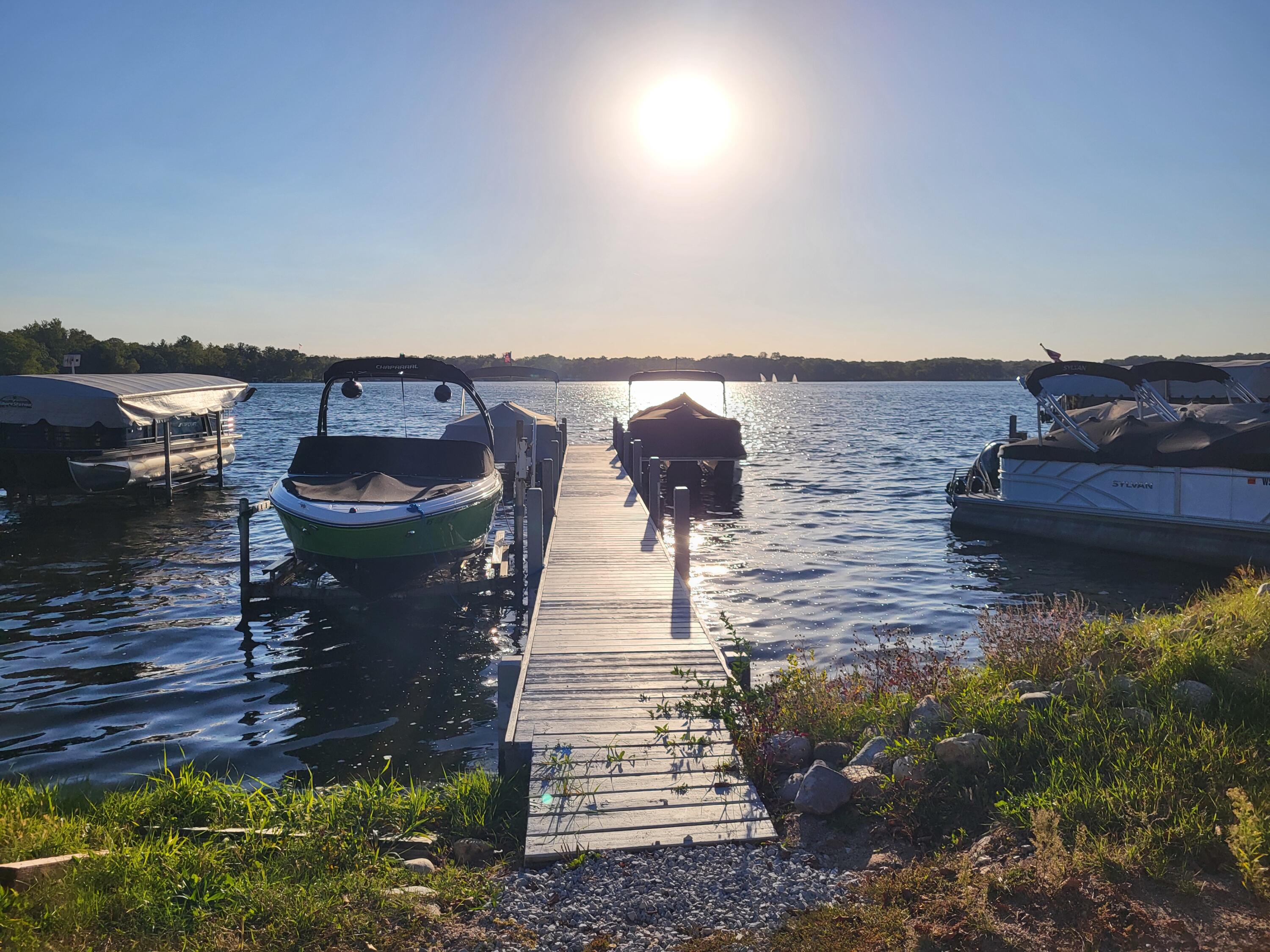 Wisconsin Lake Home for sale (MLS#: 1917895) at N9270  East Shore Rd, in East Troy, Wisconsin. (28 of 37)