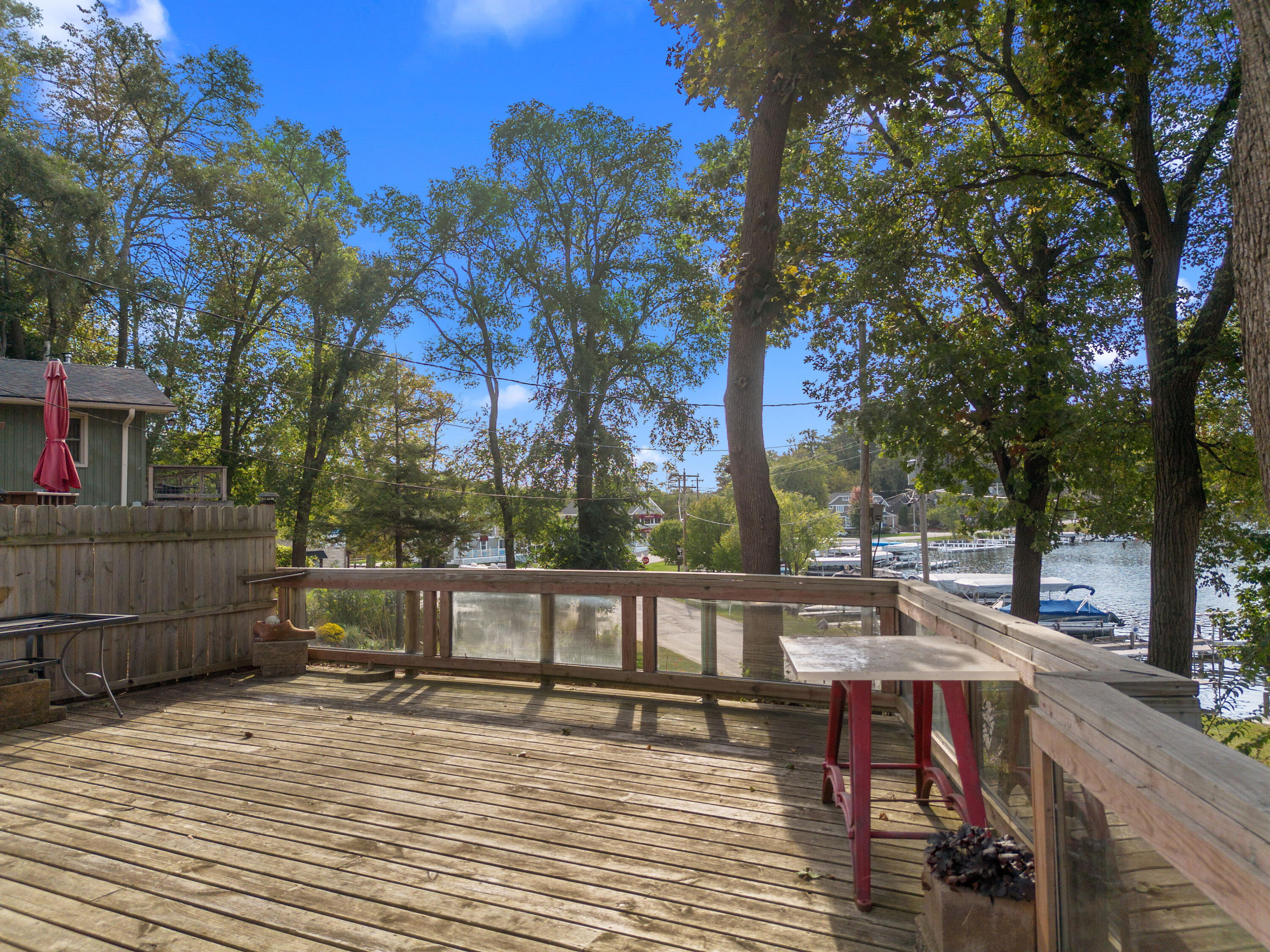 Wisconsin Lake Home for sale (MLS#: 1917895) at N9270  East Shore Rd, in East Troy, Wisconsin. (7 of 37)
