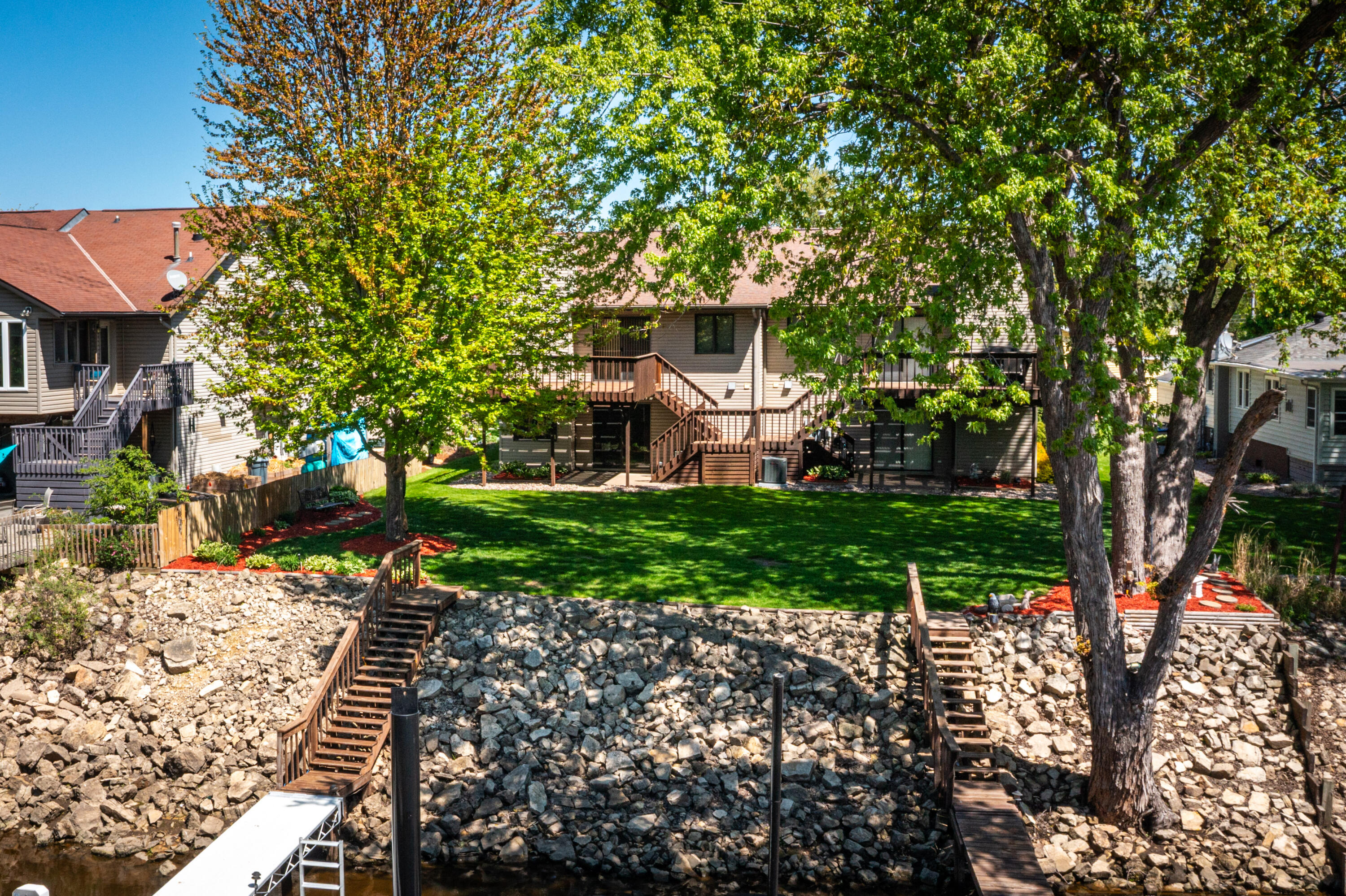 Wisconsin Lake Home for sale (MLS#: 1917911) at 206  WESTVIEW PL -, in La Crosse, Wisconsin. (14 of 46)
