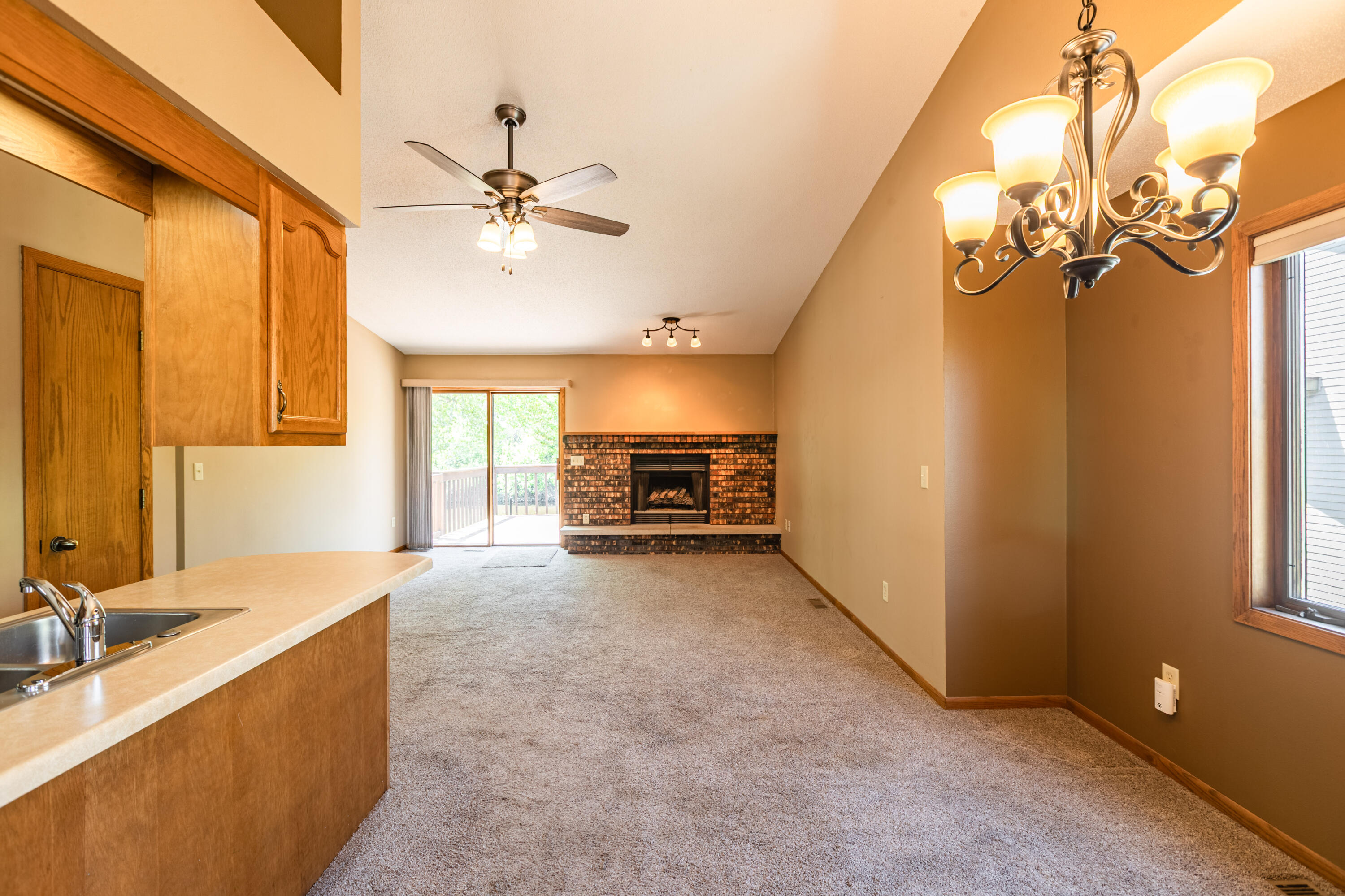 Wisconsin Lake Home for sale (MLS#: 1917911) at 206  WESTVIEW PL -, in La Crosse, Wisconsin. (16 of 46)