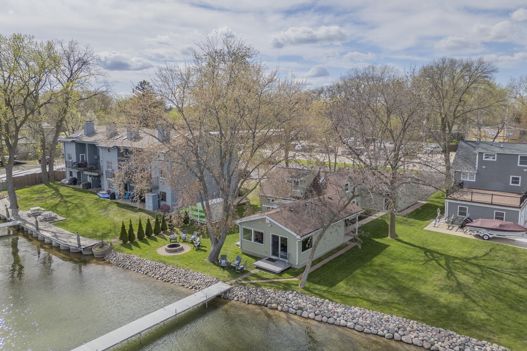 Wisconsin Lake Home for sale (MLS#: 1917934) at 544 N Cogswell Dr, in Salem Lakes, Wisconsin. (2 of 25)