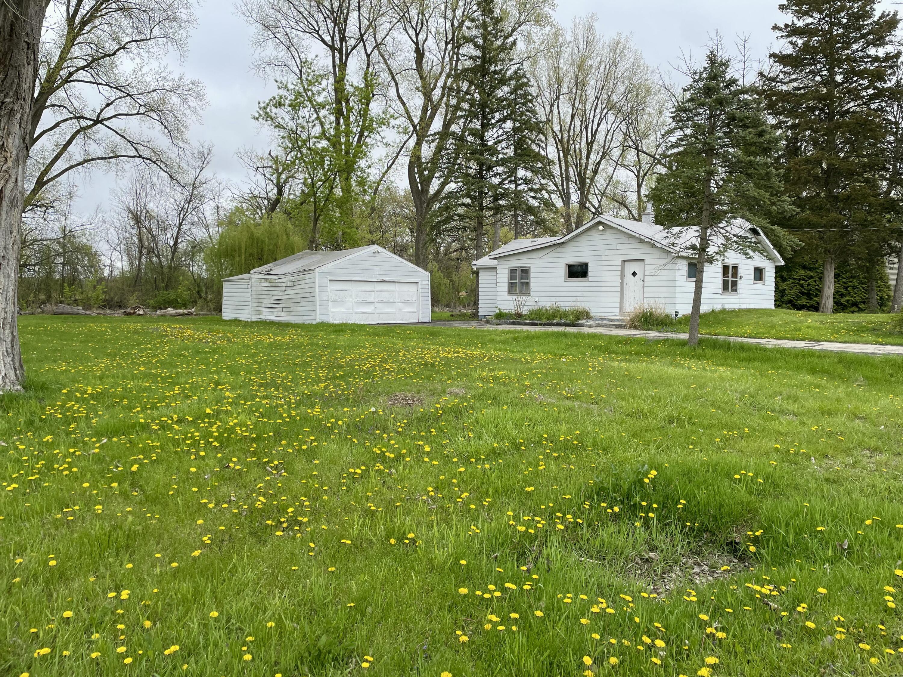Wisconsin Lake Home for sale (MLS#: 1918089) at 27328  113th St, in Salem Lakes, Wisconsin. (1 of 11)