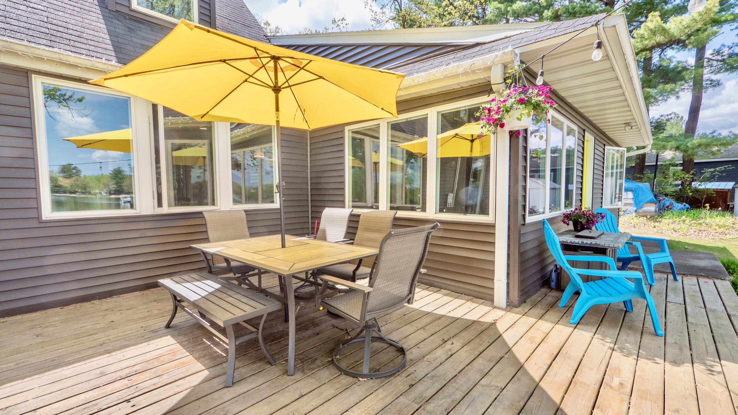 Wisconsin Lake Home for sale (MLS#: 1918288) at W7660  State Road 21 and 73 -, in Dakota, Wisconsin. (19 of 37)