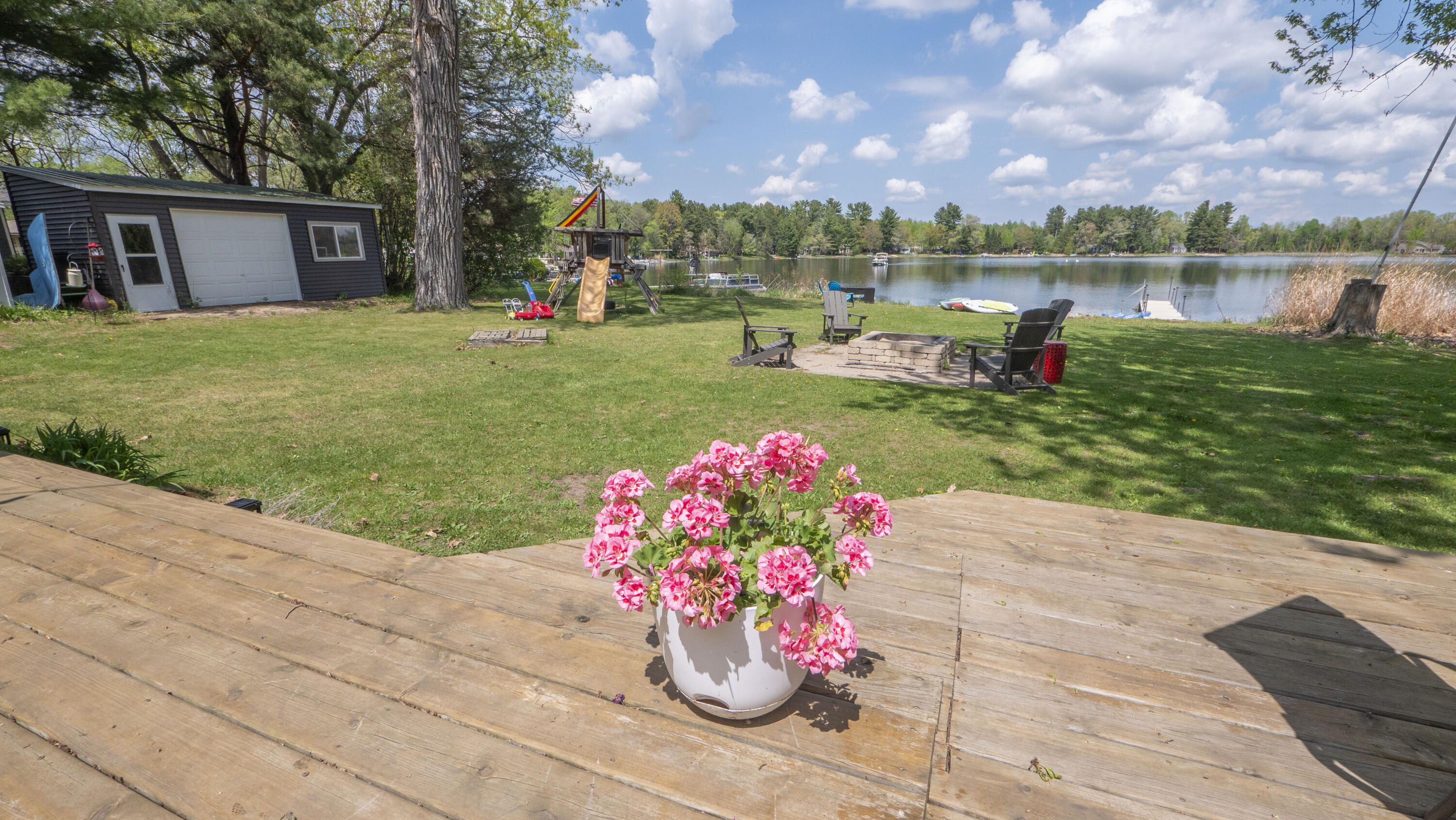 Wisconsin Lake Home for sale (MLS#: 1918288) at W7660  State Road 21 and 73 -, in Dakota, Wisconsin. (21 of 37)