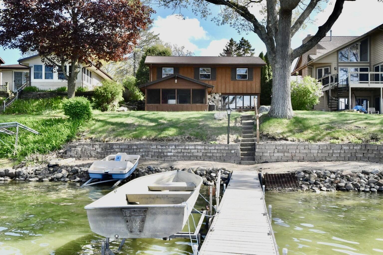 Wisconsin Lake Home for sale (MLS#: 1918324) at S110W20530 S Denoon Rd, in Muskego, Wisconsin. (2 of 45)