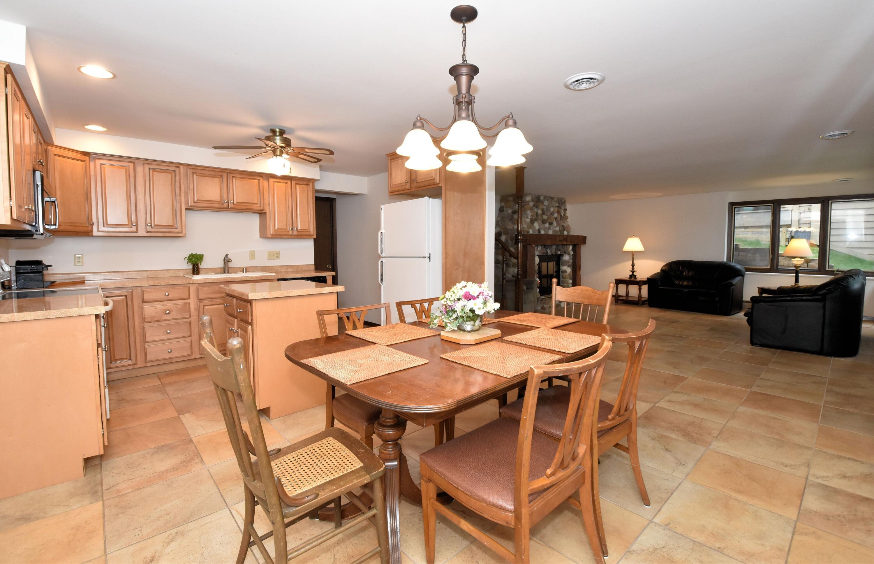 Wisconsin Lake Home for sale (MLS#: 1918324) at S110W20530 S Denoon Rd, in Muskego, Wisconsin. (18 of 45)