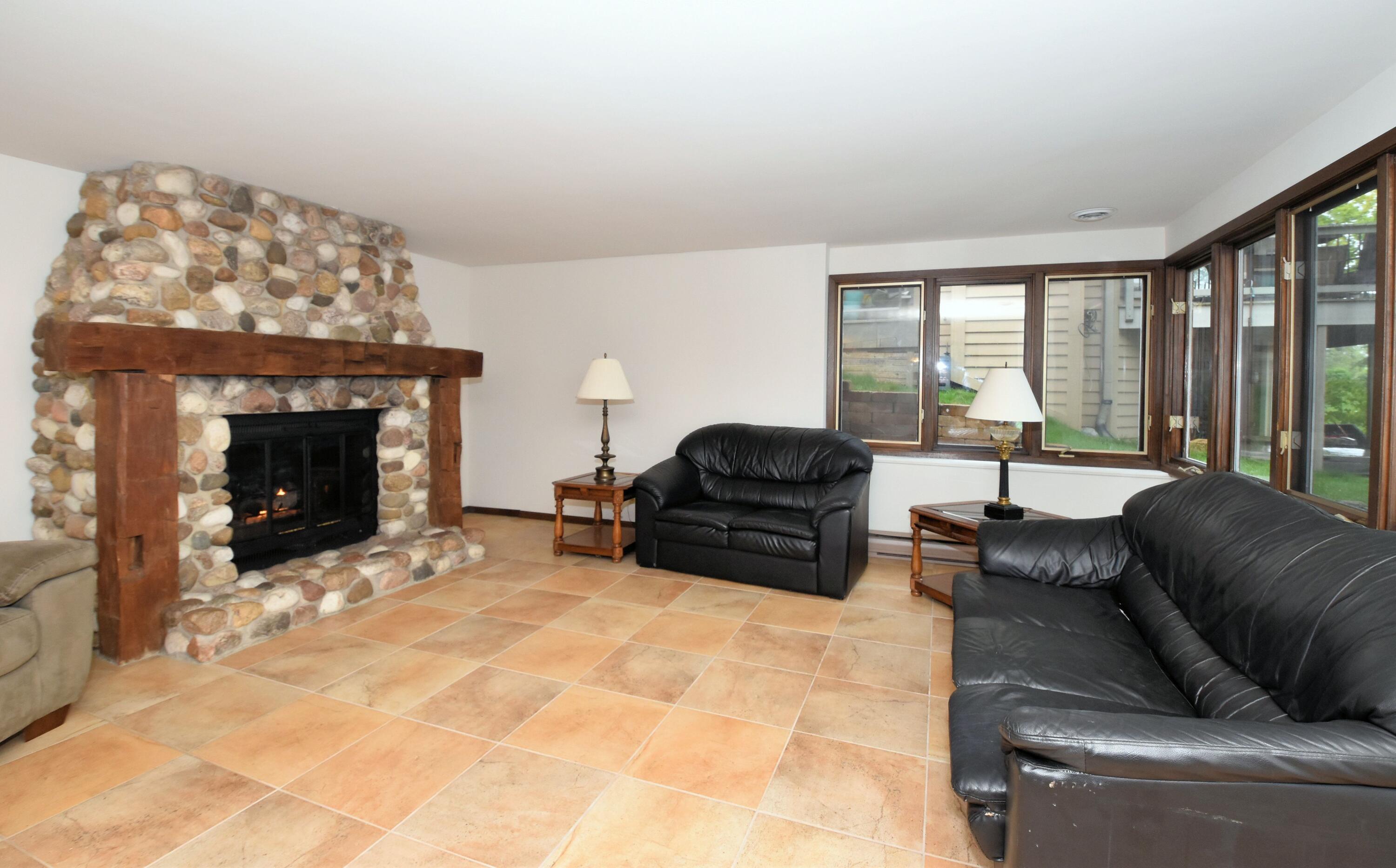 Wisconsin Lake Home for sale (MLS#: 1918324) at S110W20530 S Denoon Rd, in Muskego, Wisconsin. (21 of 45)