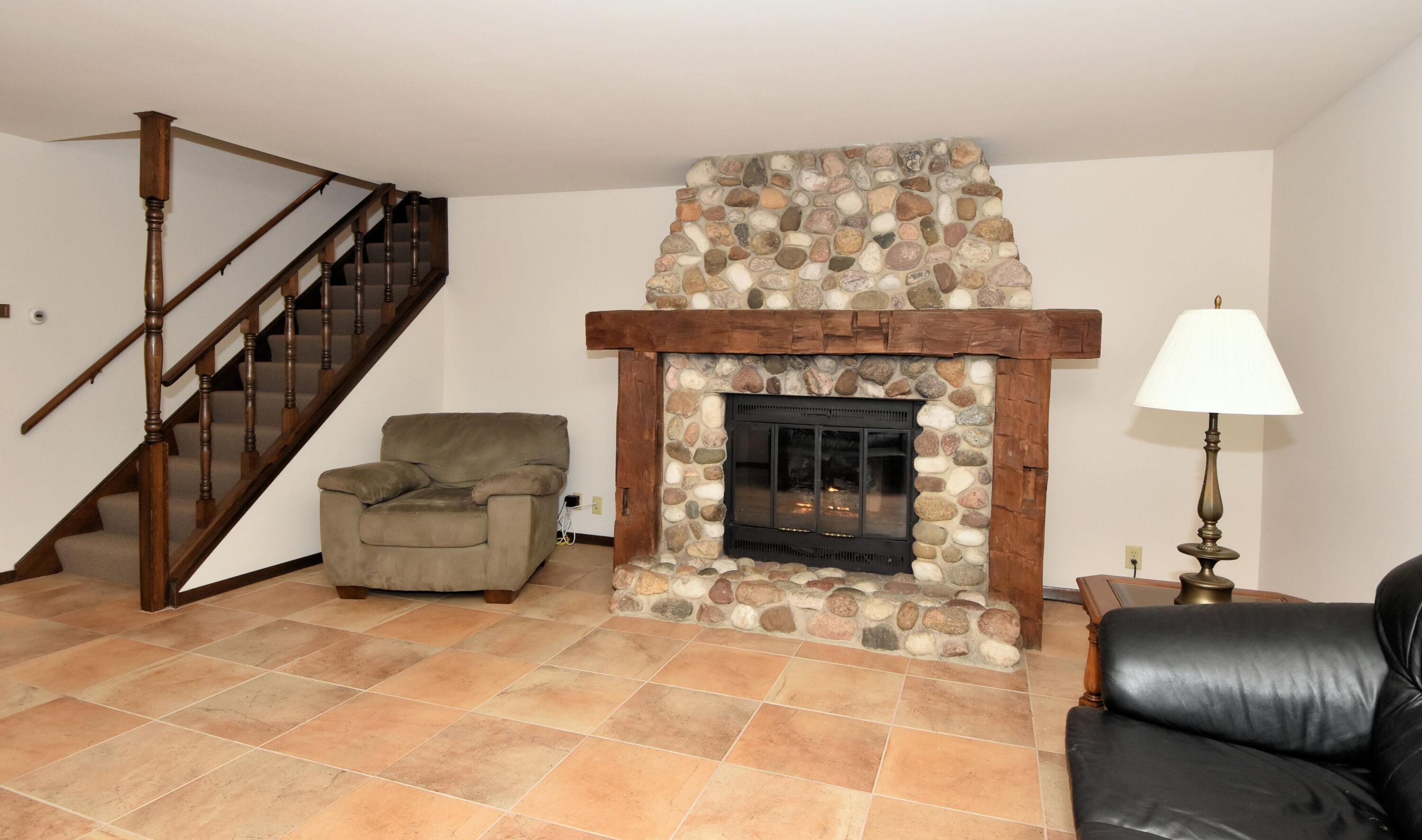 Wisconsin Lake Home for sale (MLS#: 1918324) at S110W20530 S Denoon Rd, in Muskego, Wisconsin. (22 of 45)