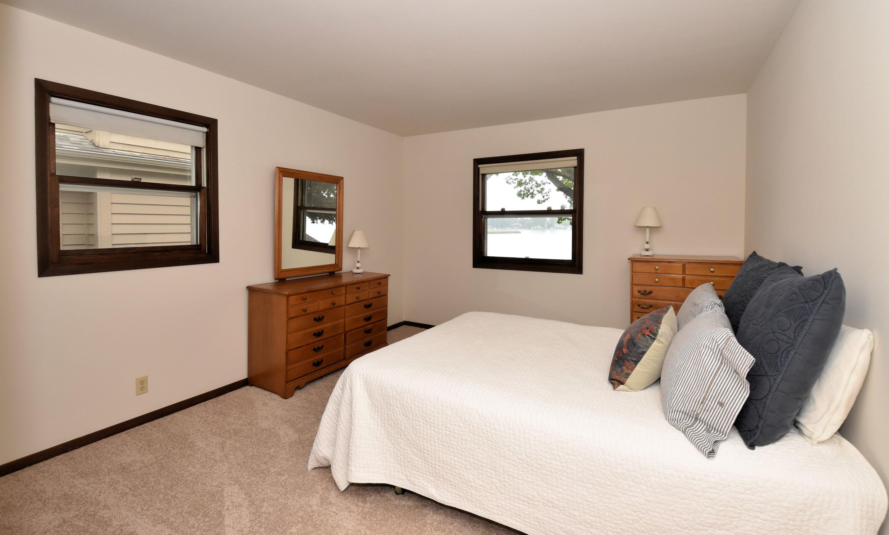 Wisconsin Lake Home for sale (MLS#: 1918324) at S110W20530 S Denoon Rd, in Muskego, Wisconsin. (25 of 45)