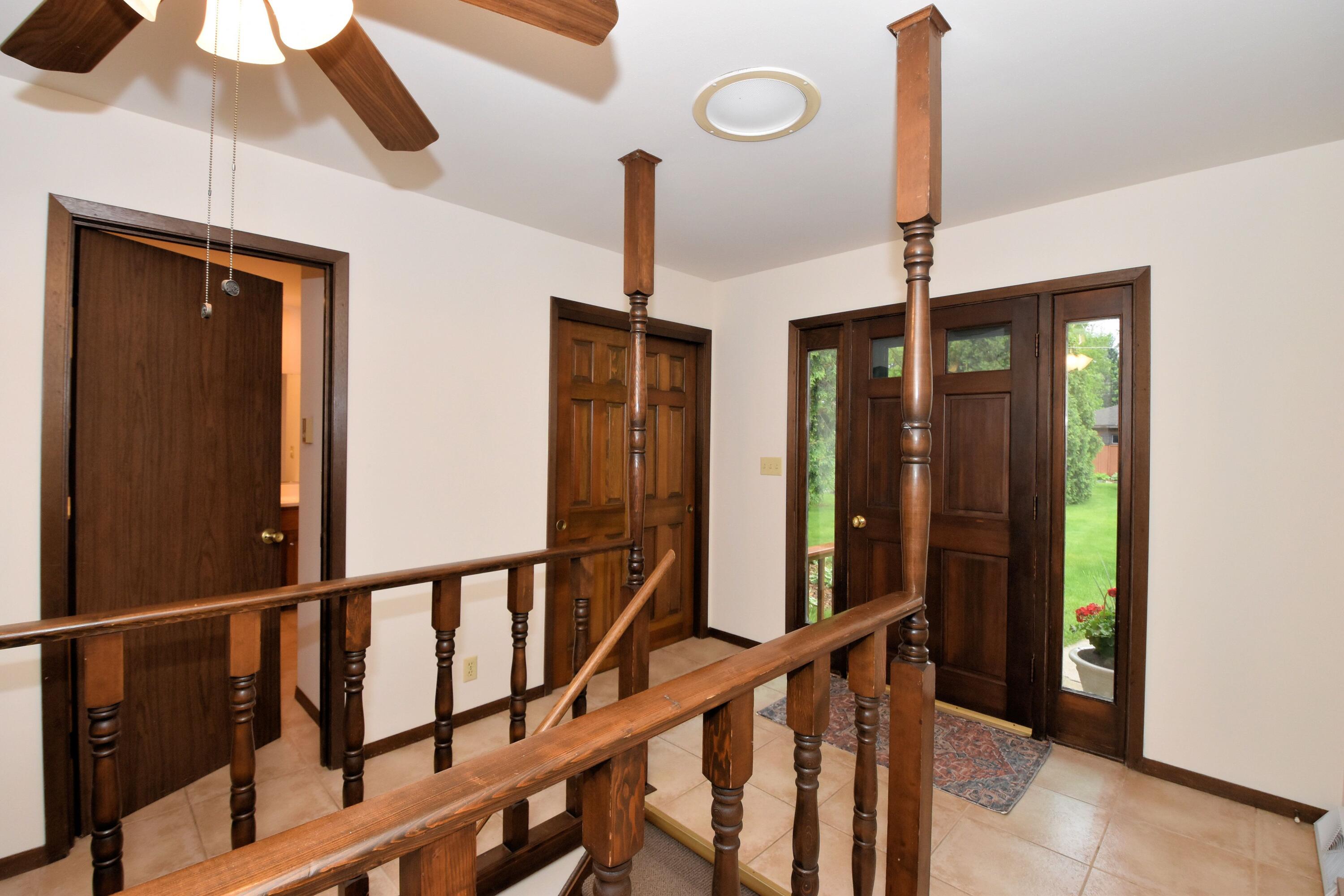 Wisconsin Lake Home for sale (MLS#: 1918324) at S110W20530 S Denoon Rd, in Muskego, Wisconsin. (35 of 45)