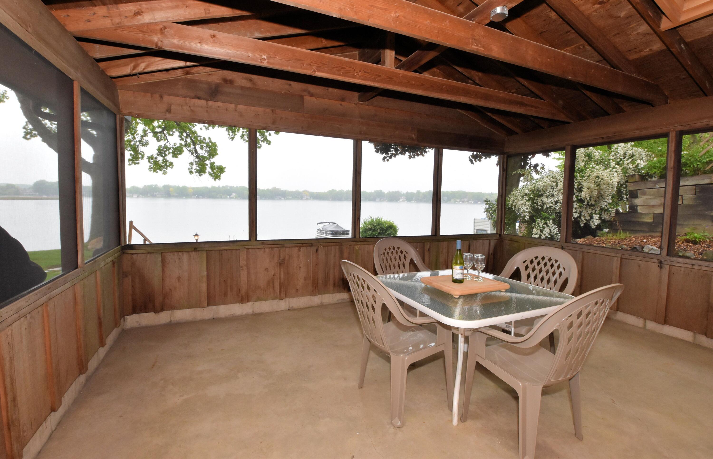 Wisconsin Lake Home for sale (MLS#: 1918324) at S110W20530 S Denoon Rd, in Muskego, Wisconsin. (38 of 45)