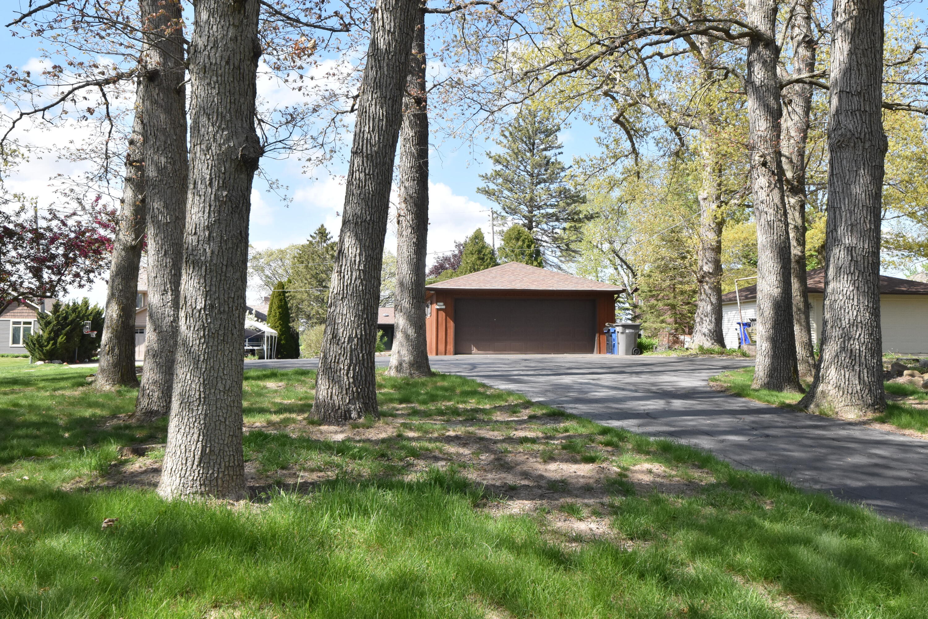 Wisconsin Lake Home for sale (MLS#: 1918324) at S110W20530 S Denoon Rd, in Muskego, Wisconsin. (10 of 45)
