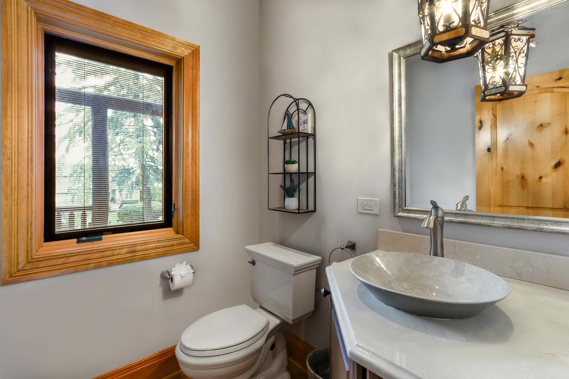 Wisconsin Lake Home for sale (MLS#: 1918430) at N1988  Birches Dr, in Linn, Wisconsin. (19 of 49)