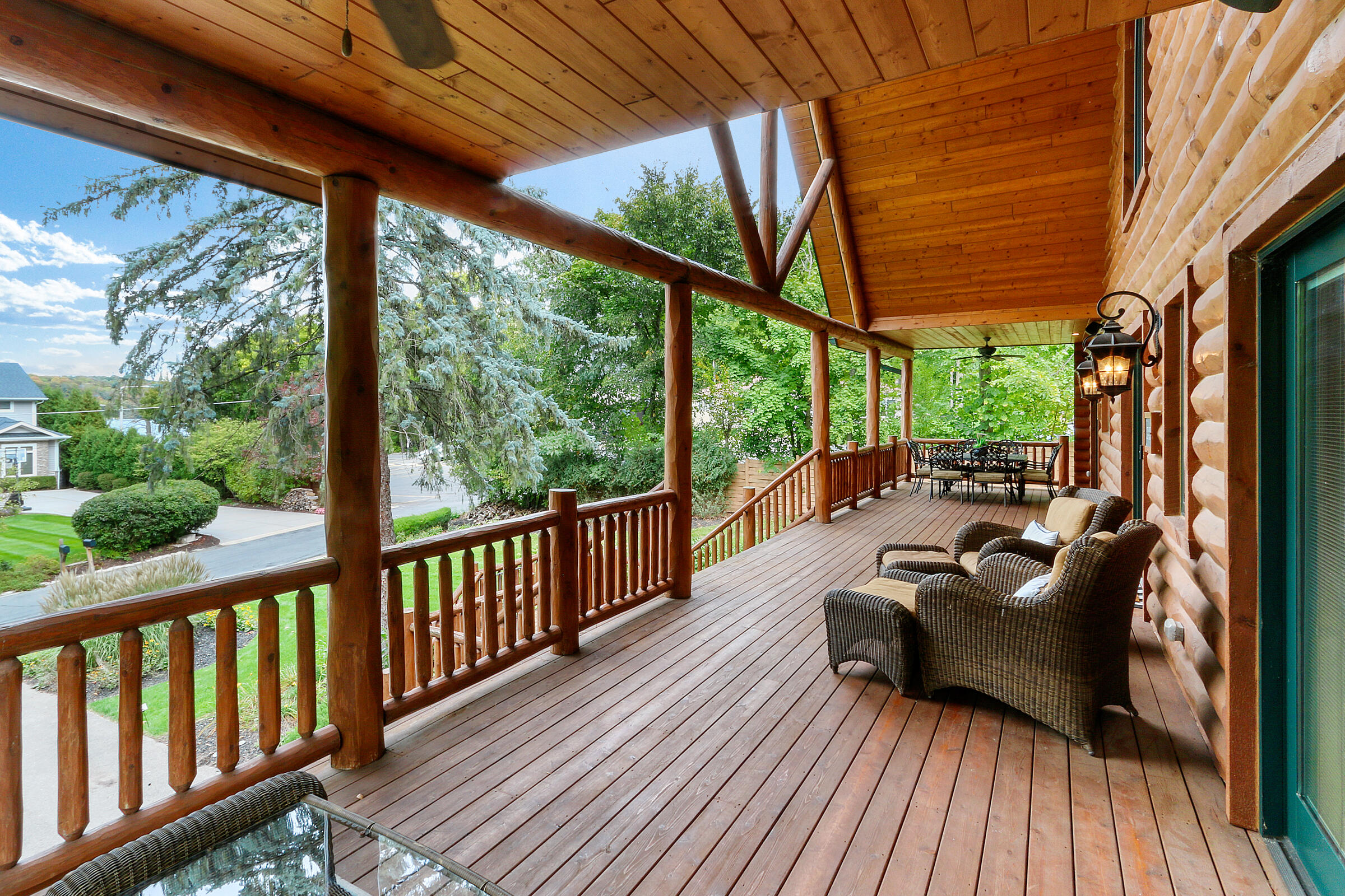 Wisconsin Lake Home for sale (MLS#: 1918430) at N1988  Birches Dr, in Linn, Wisconsin. (3 of 49)