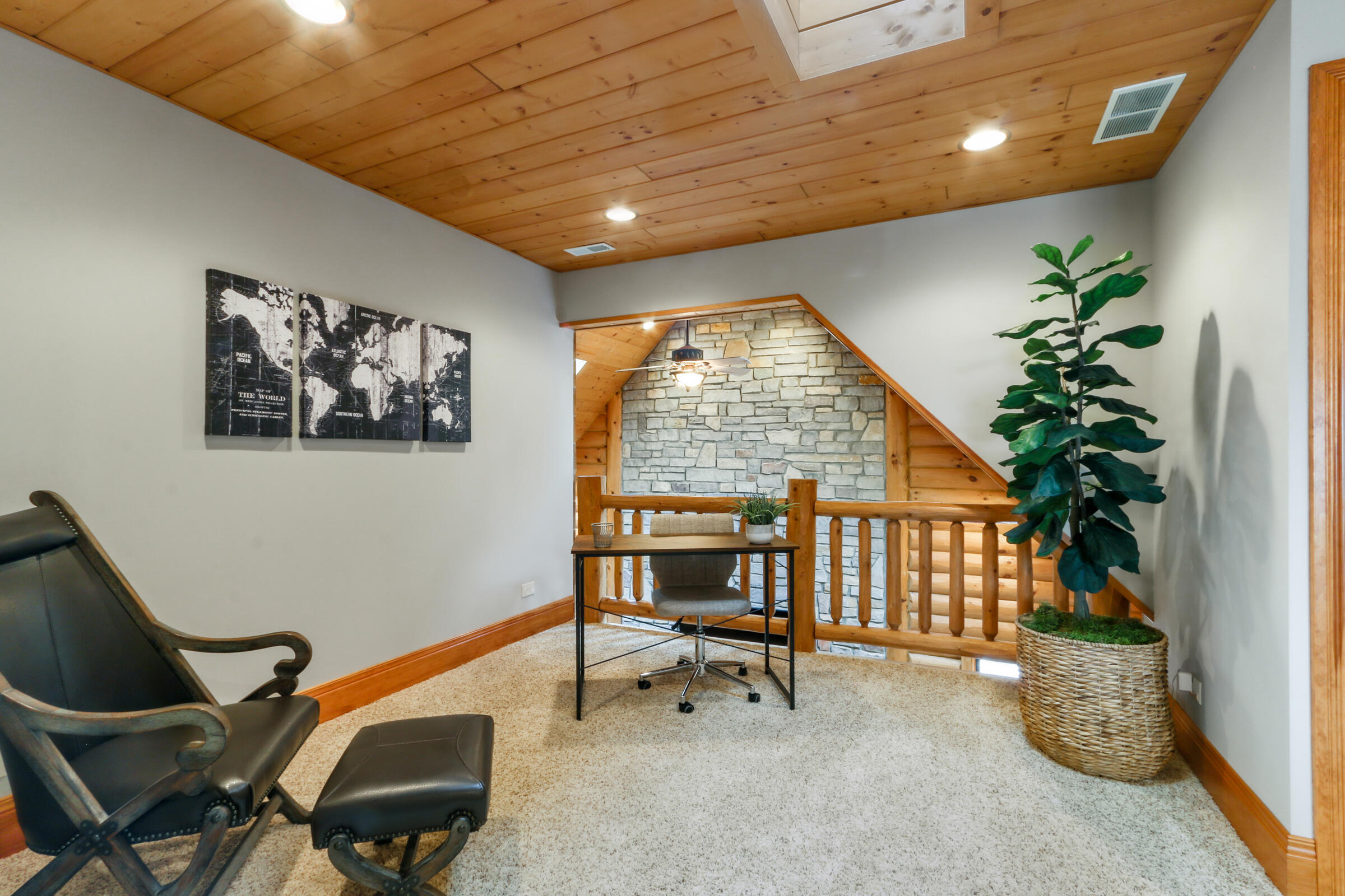 Wisconsin Lake Home for sale (MLS#: 1918430) at N1988  Birches Dr, in Linn, Wisconsin. (22 of 49)