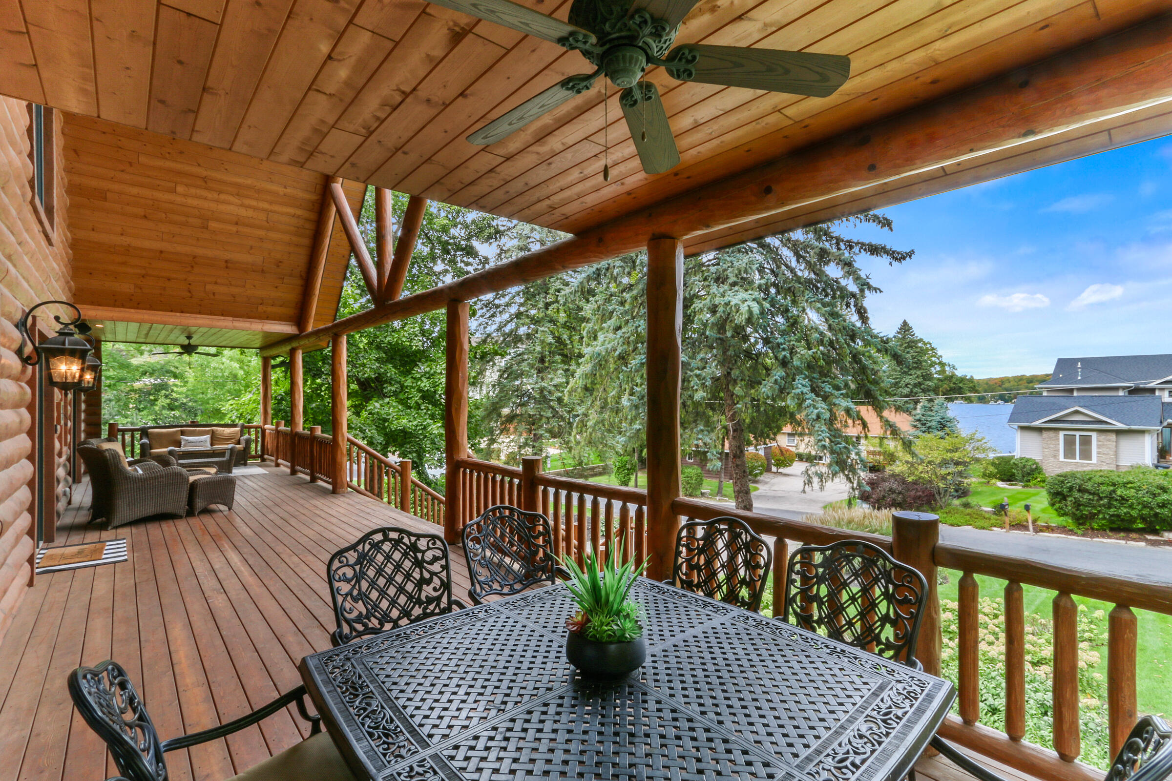 Wisconsin Lake Home for sale (MLS#: 1918430) at N1988  Birches Dr, in Linn, Wisconsin. (4 of 49)