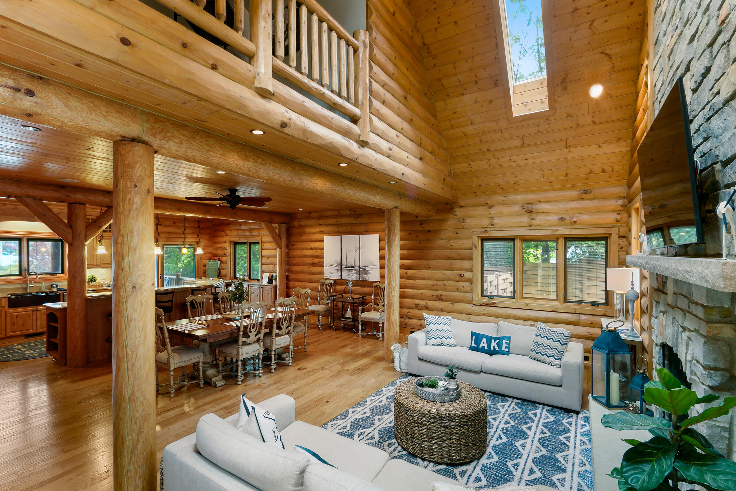 Wisconsin Lake Home for sale (MLS#: 1918430) at N1988  Birches Dr, in Linn, Wisconsin. (8 of 49)