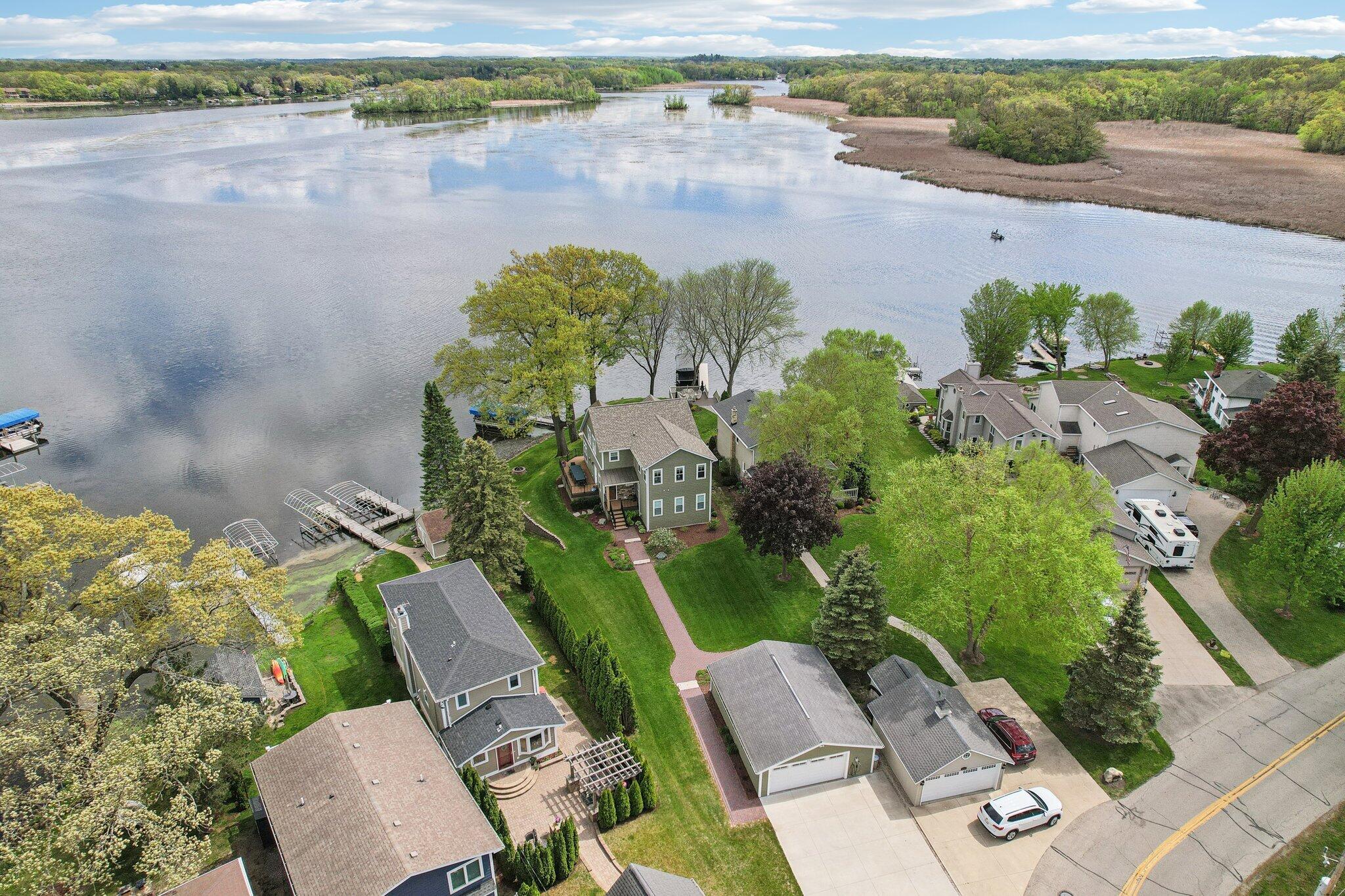 Wisconsin Lake Home for sale (MLS#: 1918499) at 6417 N Tichigan Rd, in Waterford, Wisconsin. (39 of 50)