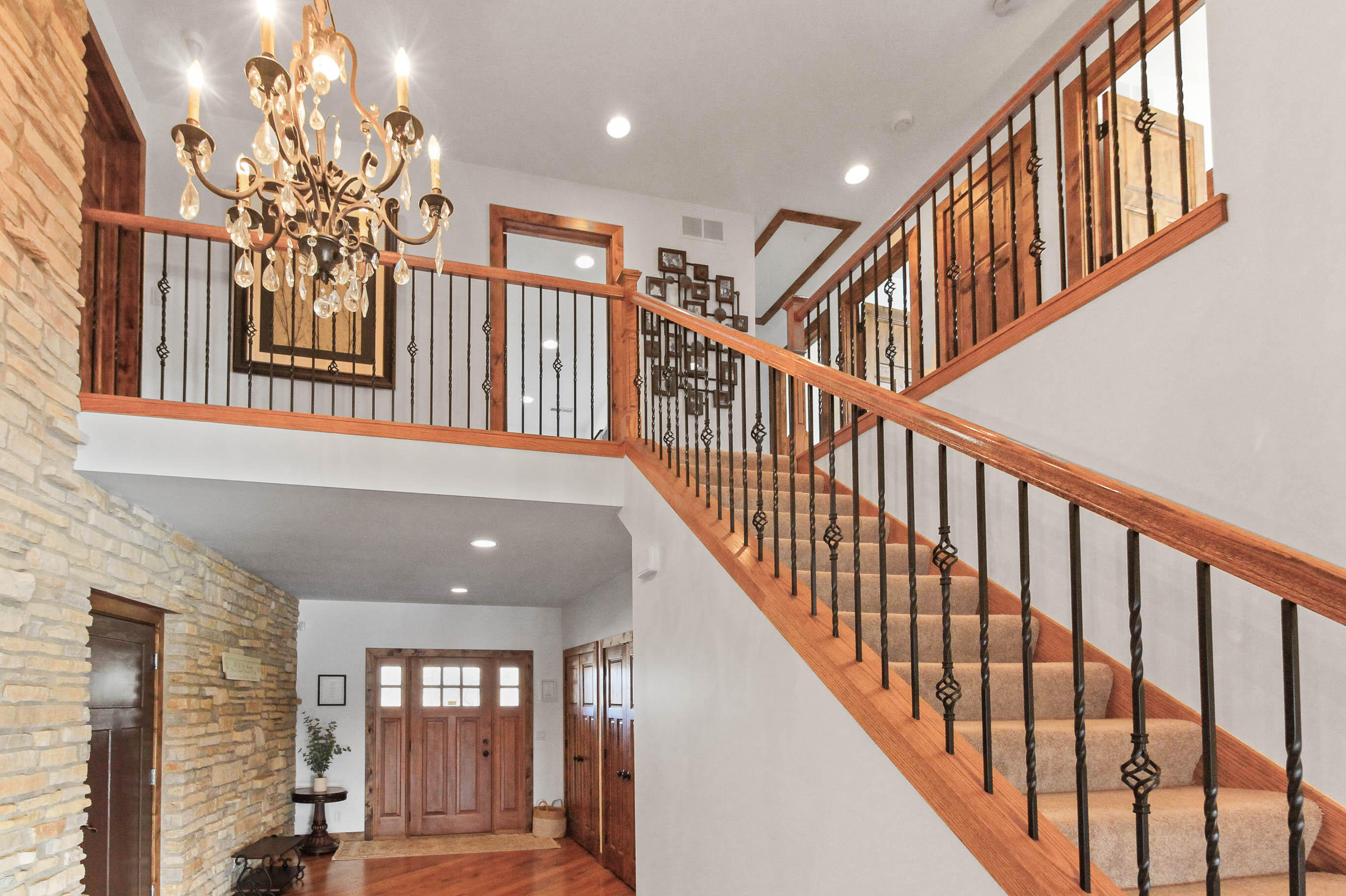 Wisconsin Lake Home for sale (MLS#: 1918595) at N7411  Ridge Rd, in Whitewater, Wisconsin. (12 of 80)