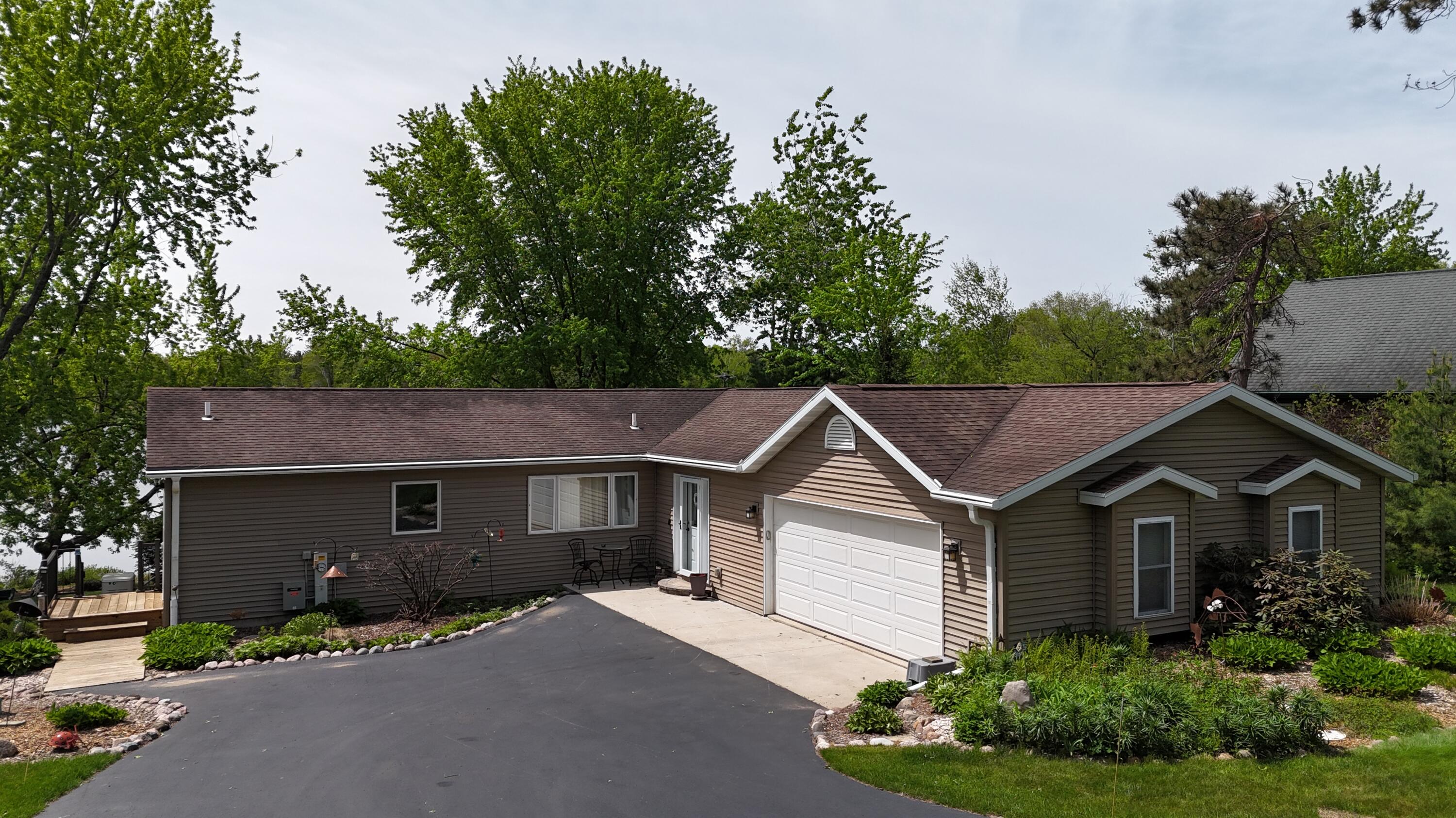 Wisconsin Lake Home for sale (MLS#: 1918609) at N1423  Silver Canoe Rd, in Menominee, Wisconsin. (1 of 62)