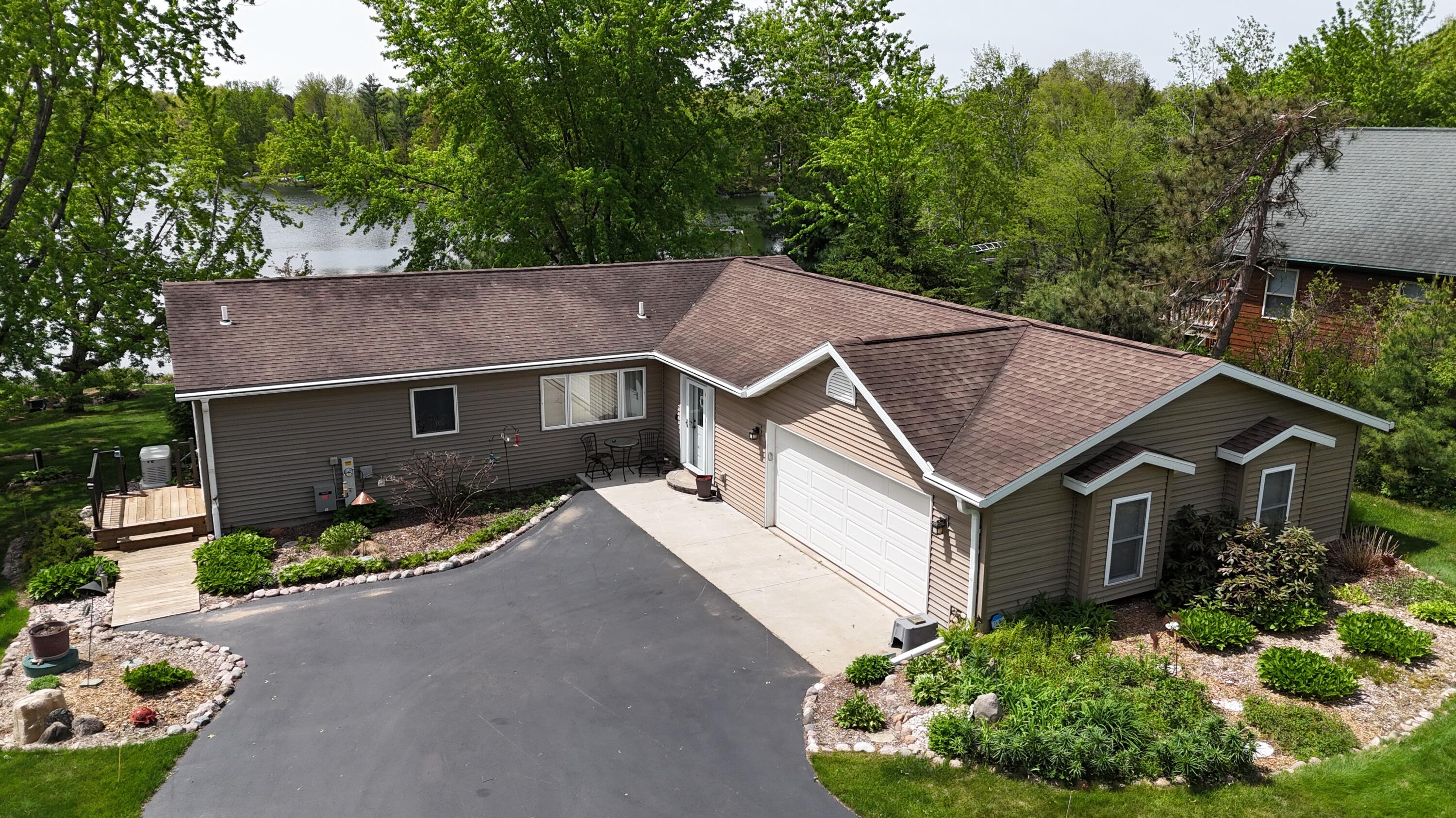 Wisconsin Lake Home for sale (MLS#: 1918609) at N1423  Silver Canoe Rd, in Menominee, Wisconsin. (2 of 62)