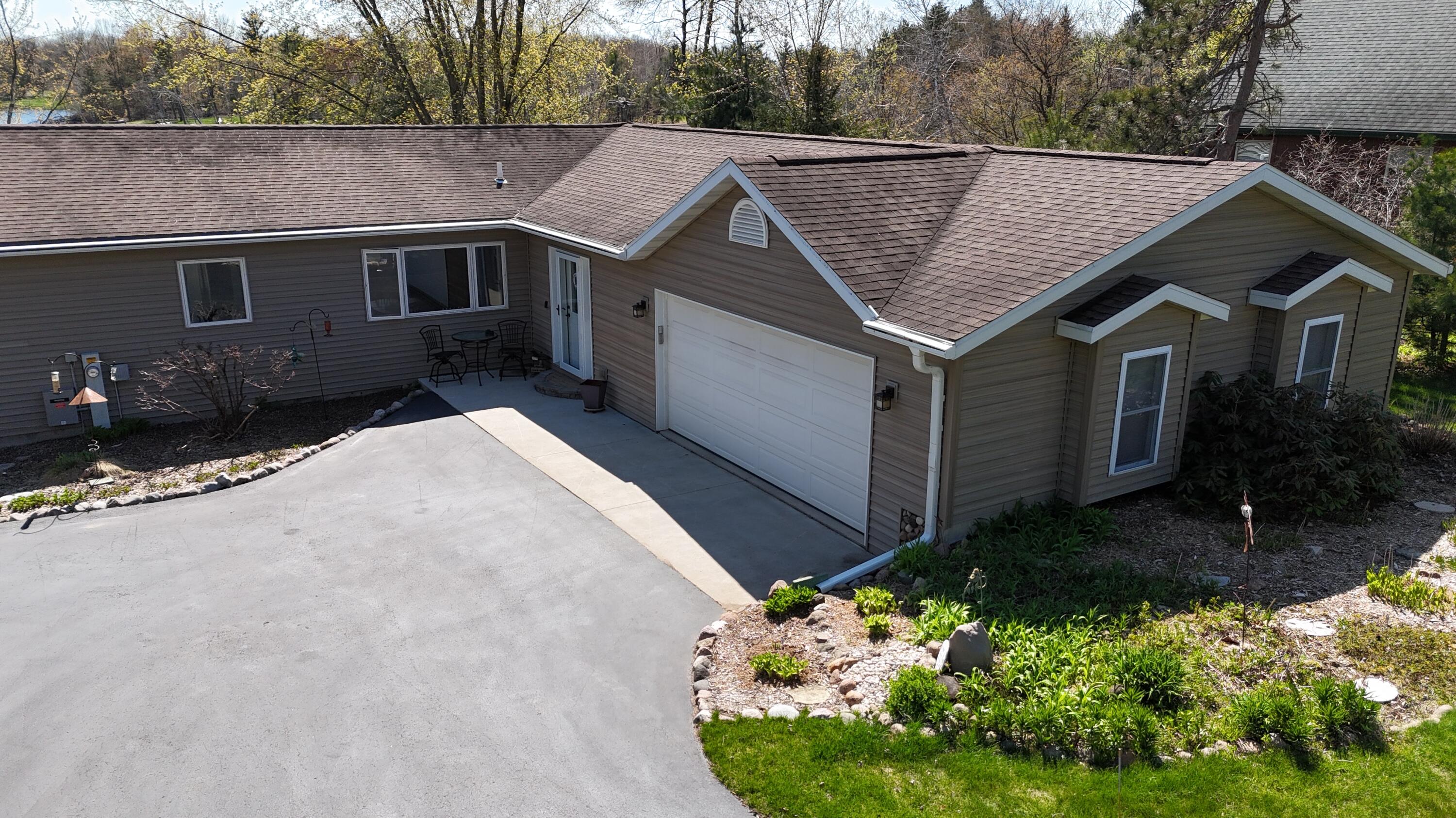 Wisconsin Lake Home for sale (MLS#: 1918609) at N1423  Silver Canoe Rd, in Menominee, Wisconsin. (11 of 62)