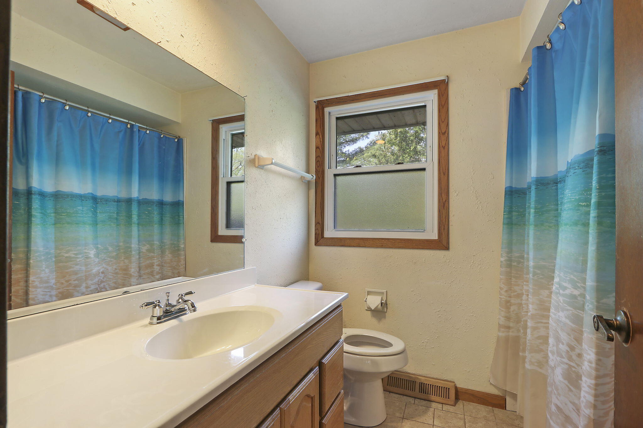 Wisconsin Lake Home for sale (MLS#: 1918659) at N7094  Evergreen Ln, in Sugar Creek, Wisconsin. (14 of 35)