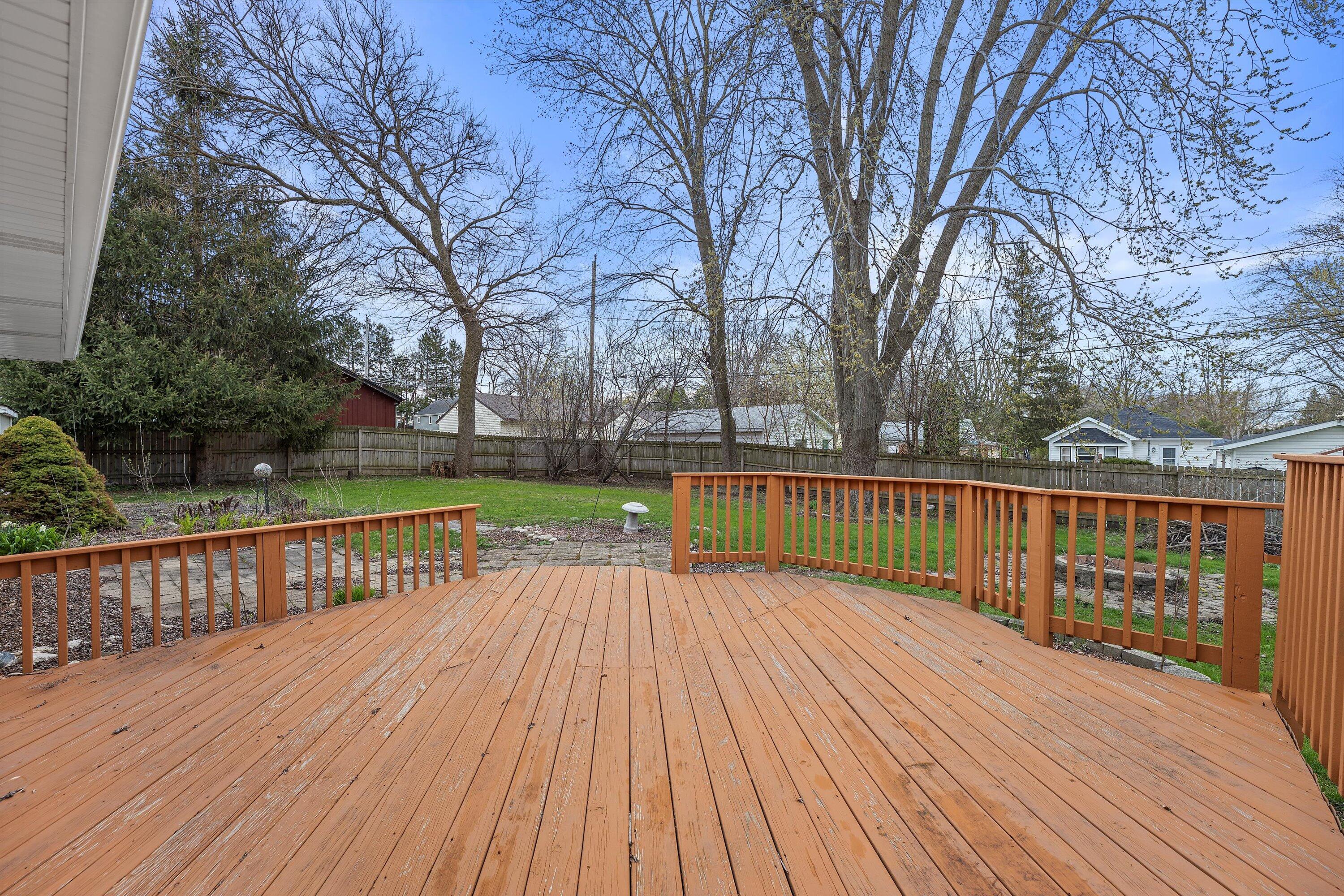 Wisconsin Lake Home for sale (MLS#: 1918719) at 411  Henry St, in Mukwonago, Wisconsin. (23 of 38)