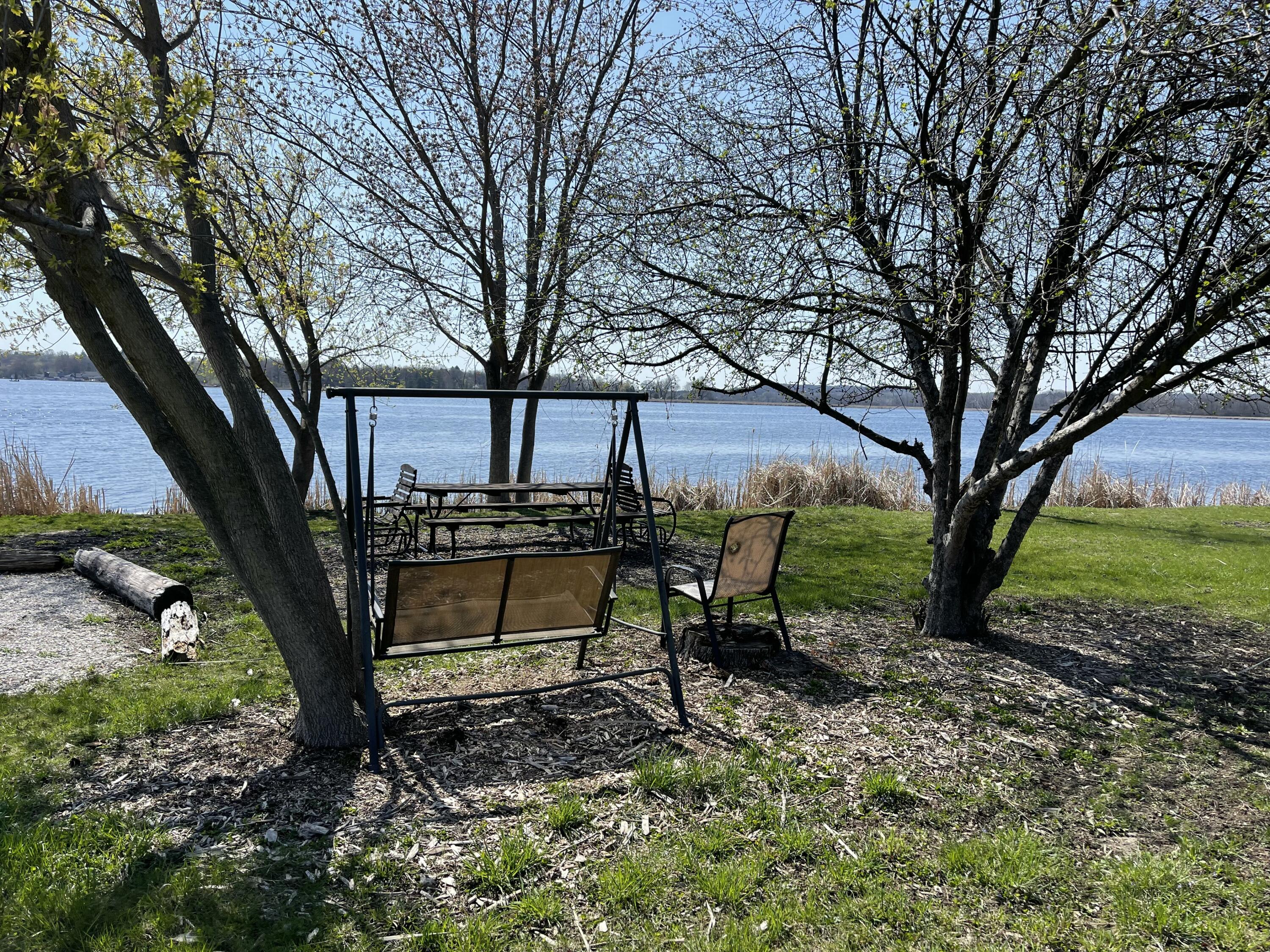 Wisconsin Lake Home for sale (MLS#: 1918719) at 411  Henry St, in Mukwonago, Wisconsin. (30 of 38)