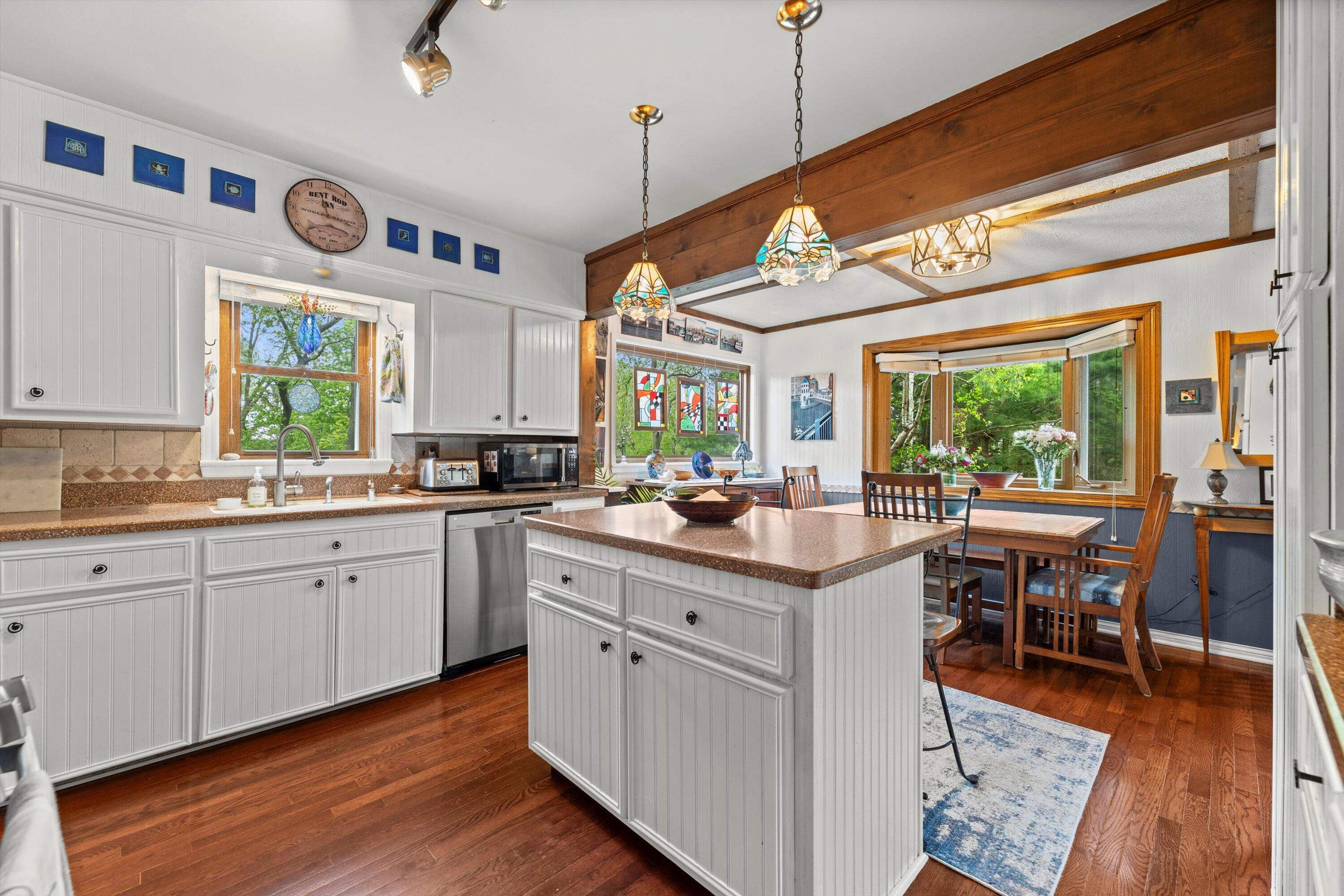 Wisconsin Lake Home for sale (MLS#: 1918816) at N8991 E Miramar Dr N8993, in East Troy, Wisconsin. (11 of 47)