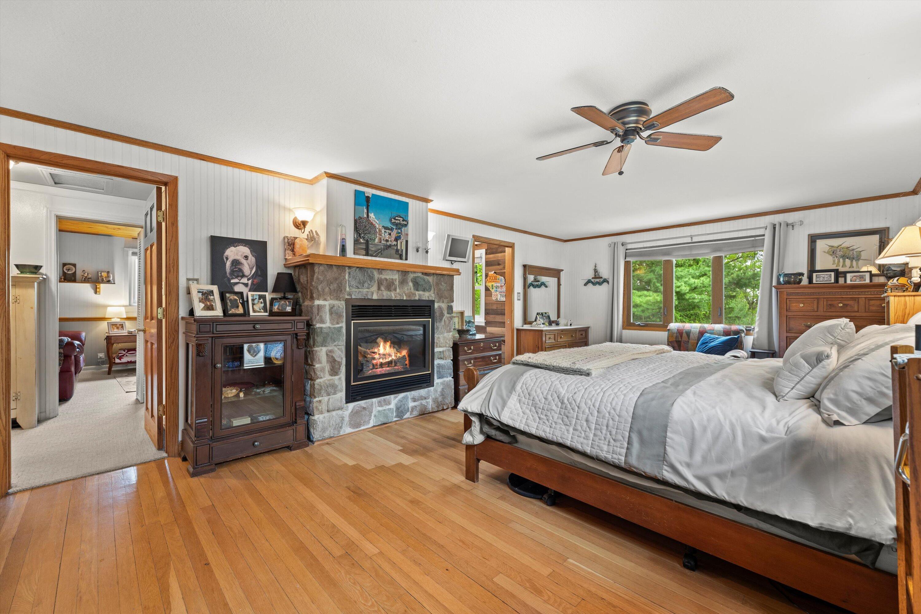 Wisconsin Lake Home for sale (MLS#: 1918816) at N8991 E Miramar Dr N8993, in East Troy, Wisconsin. (16 of 47)