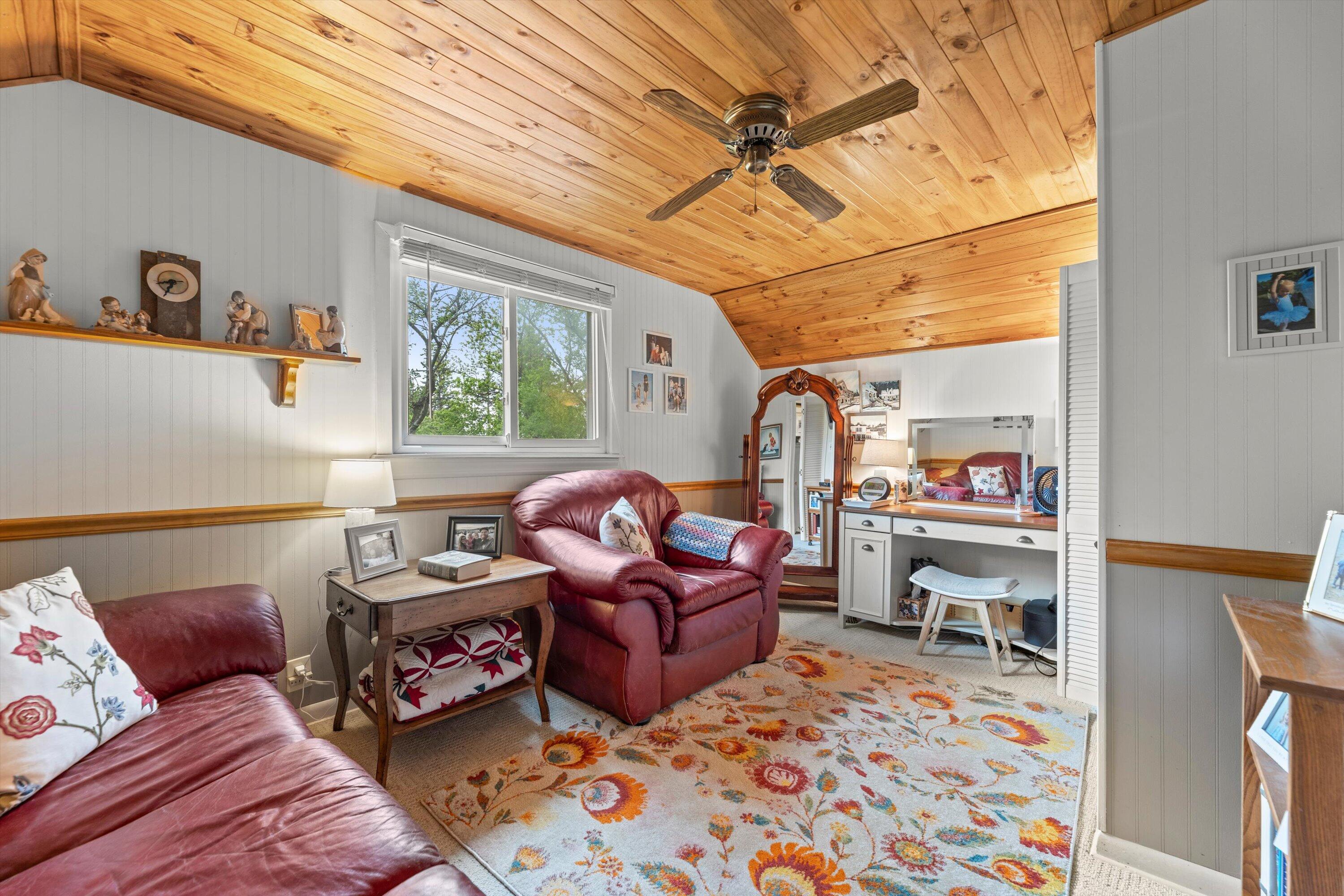 Wisconsin Lake Home for sale (MLS#: 1918816) at N8991 E Miramar Dr N8993, in East Troy, Wisconsin. (22 of 47)