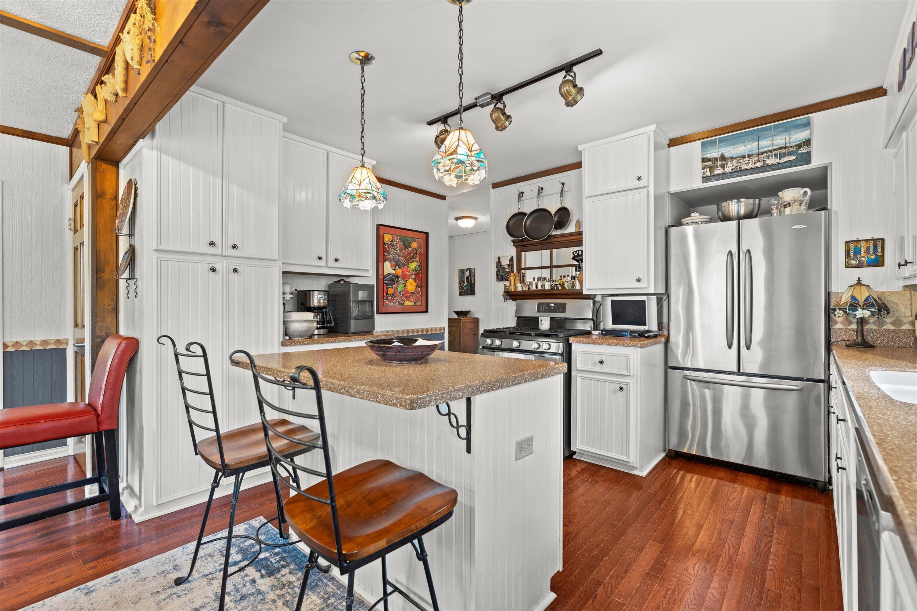 Wisconsin Lake Home for sale (MLS#: 1918816) at N8991 E Miramar Dr N8993, in East Troy, Wisconsin. (8 of 47)