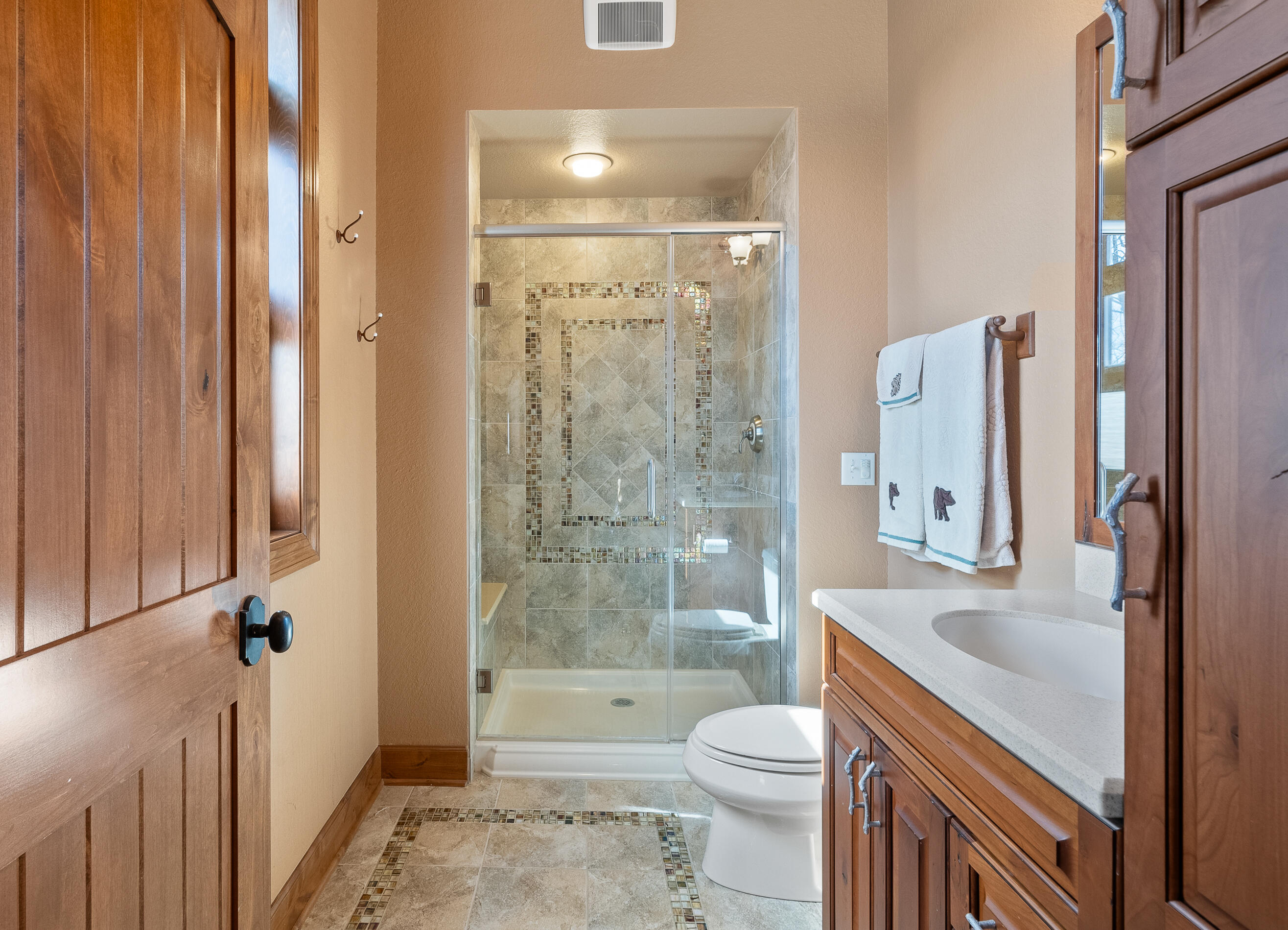 Wisconsin Lake Home for sale (MLS#: 1918831) at W5539  Oak Park Rd, in La Grange, Wisconsin. (11 of 46)