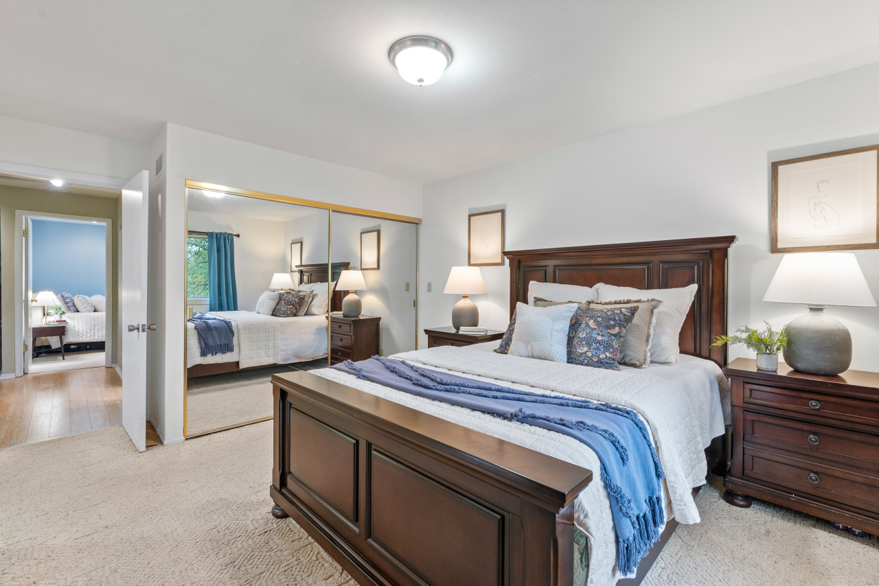 Wisconsin Lake Home for sale (MLS#: 1918836) at 10331 N Flanders Ct, in Mequon, Wisconsin. (22 of 37)