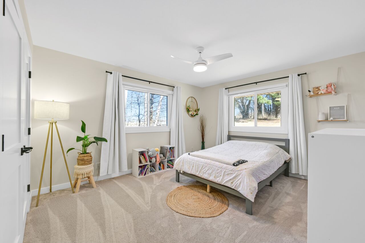 Wisconsin Lake Home for sale (MLS#: 1918941) at W207S8686  Hillendale Dr, in Muskego, Wisconsin. (22 of 39)
