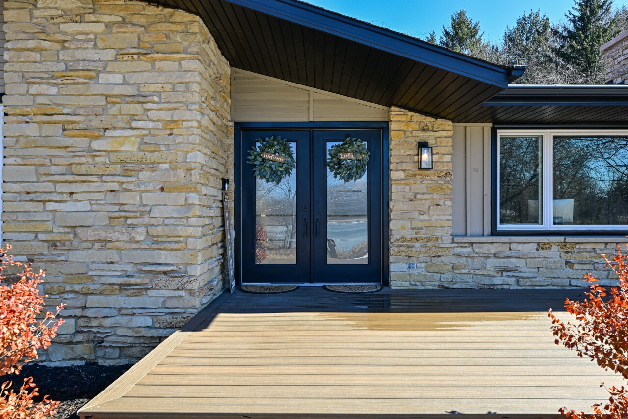 Wisconsin Lake Home for sale (MLS#: 1918941) at W207S8686  Hillendale Dr, in Muskego, Wisconsin. (25 of 39)