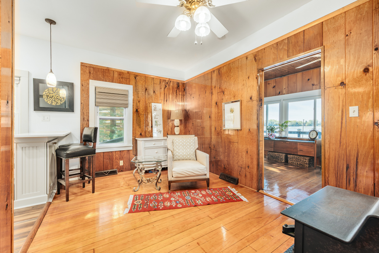 Wisconsin Lake Home for sale (MLS#: 1918951) at W6641 N Lakeshore Dr, in Sugar Creek, Wisconsin. (15 of 47)